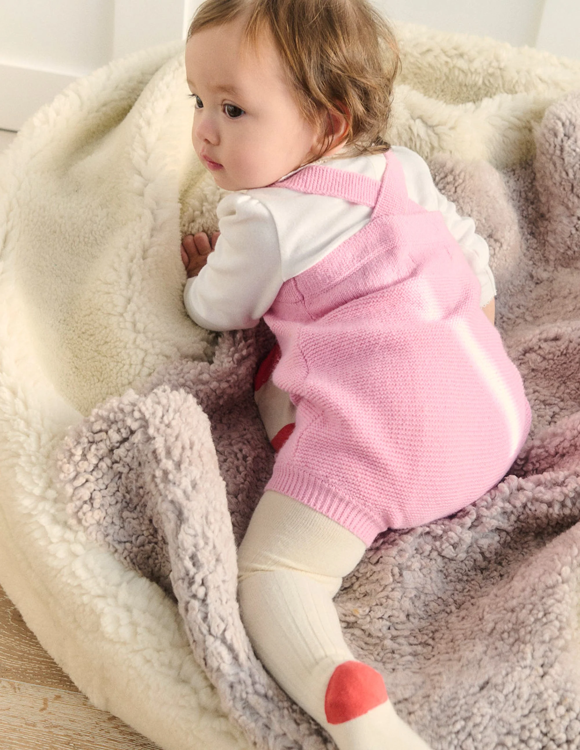 Knitted Romper-Vintage Pink Heart - Image 4