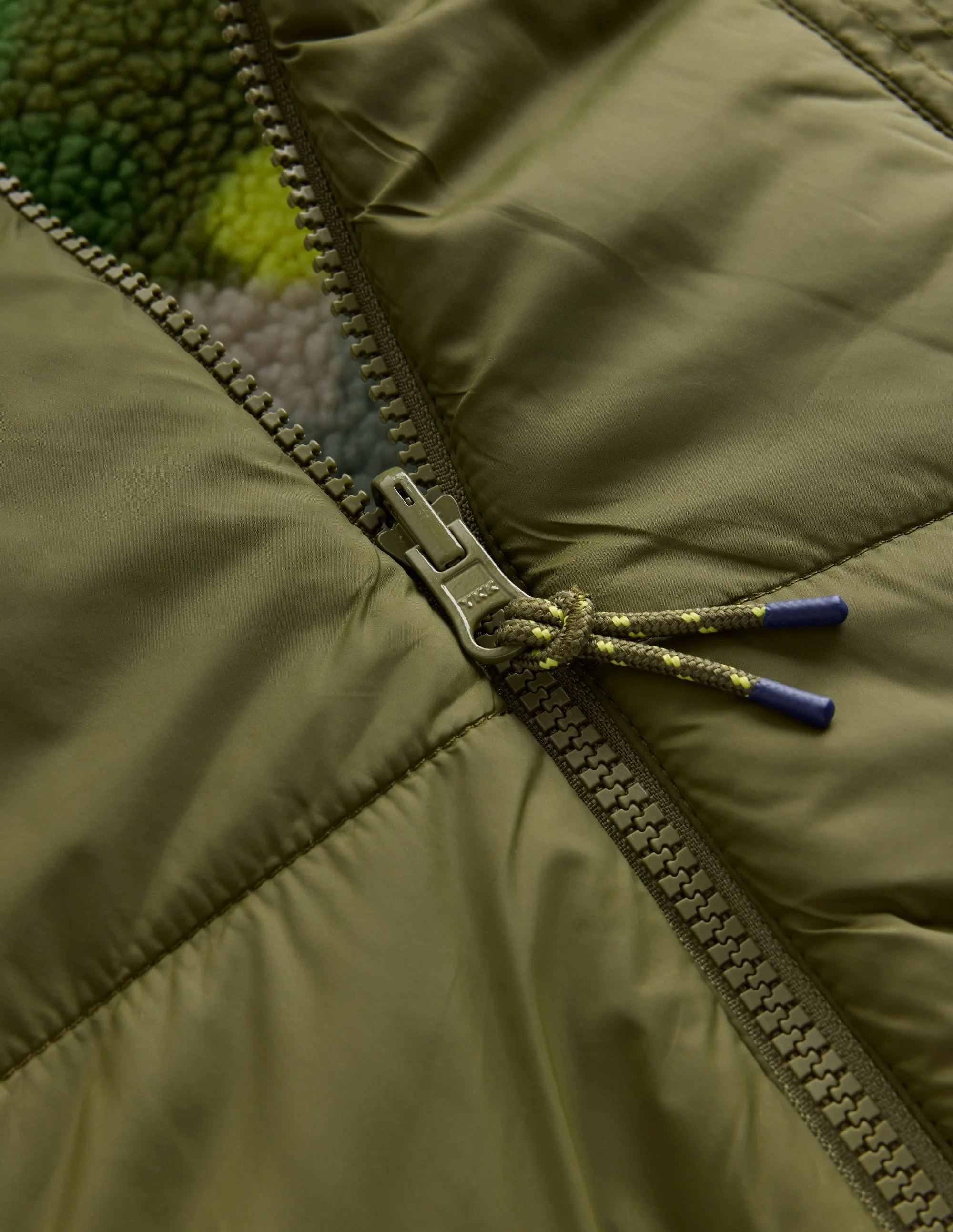 Reversible Cosy Borg Jacket-Green Camo - Image 4