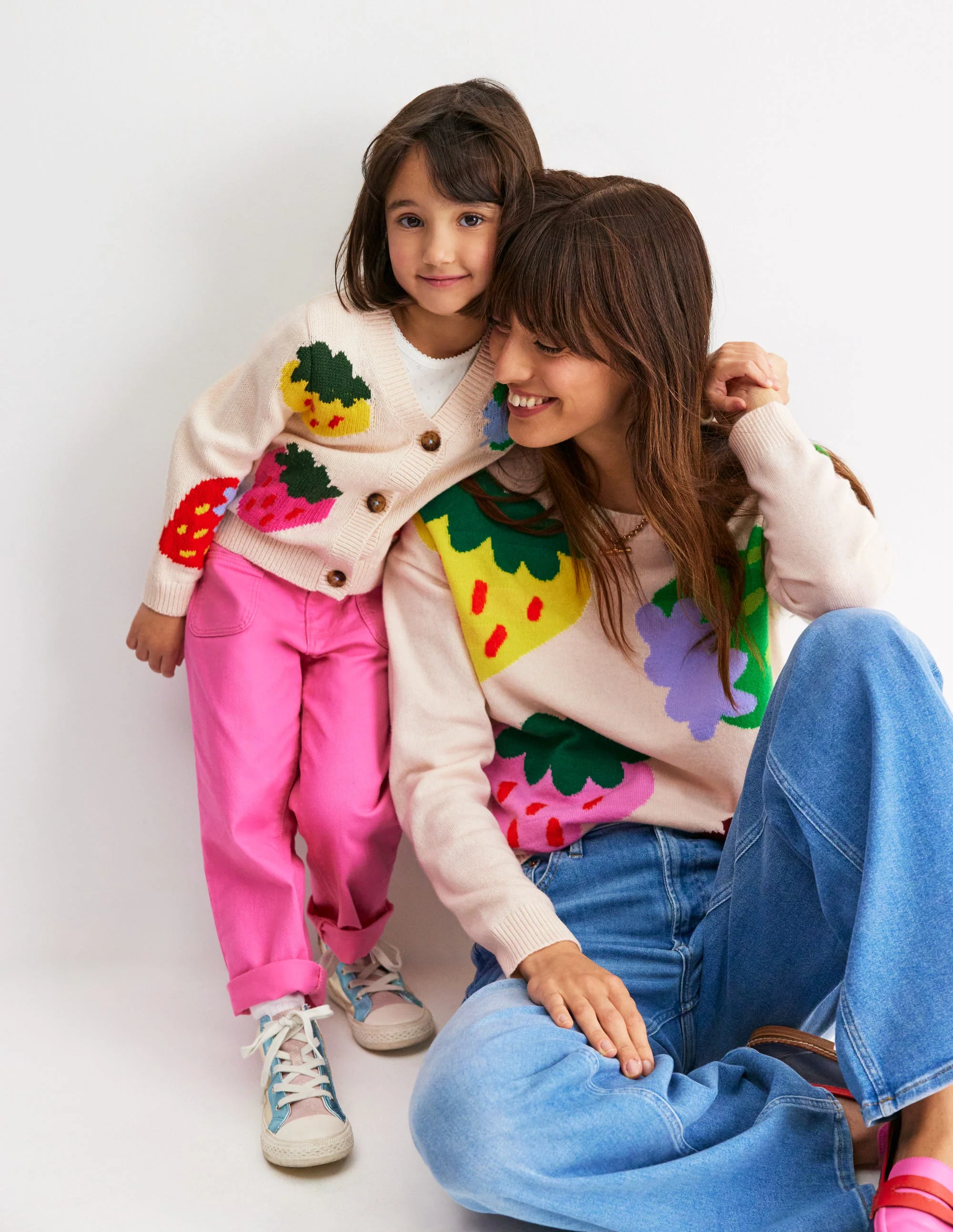 Flora Fun V-Neck Cardigan-Ecru Marl Strawberries - Image 5