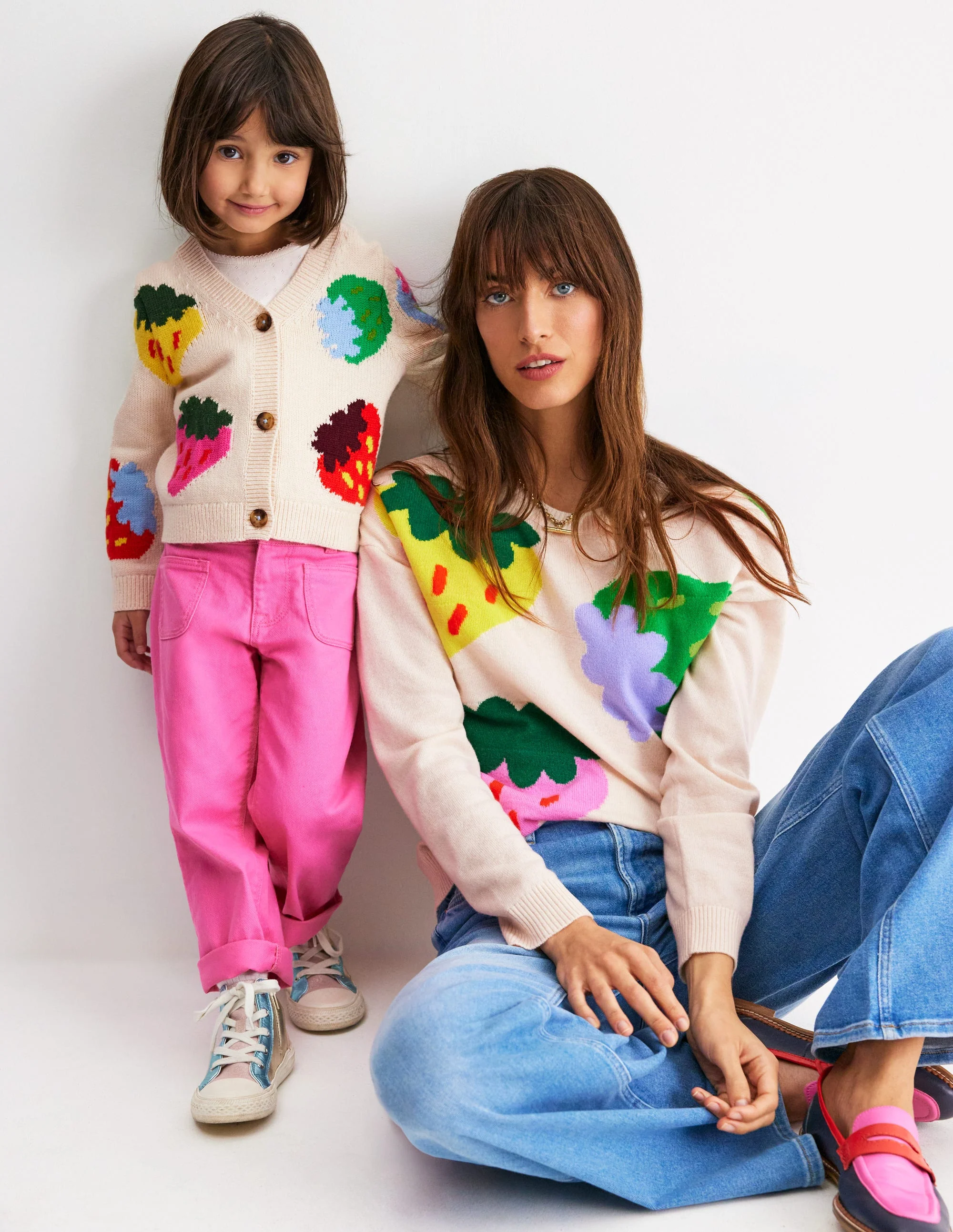 Flora Fun V-Neck Cardigan-Ecru Marl Strawberries - Image 6