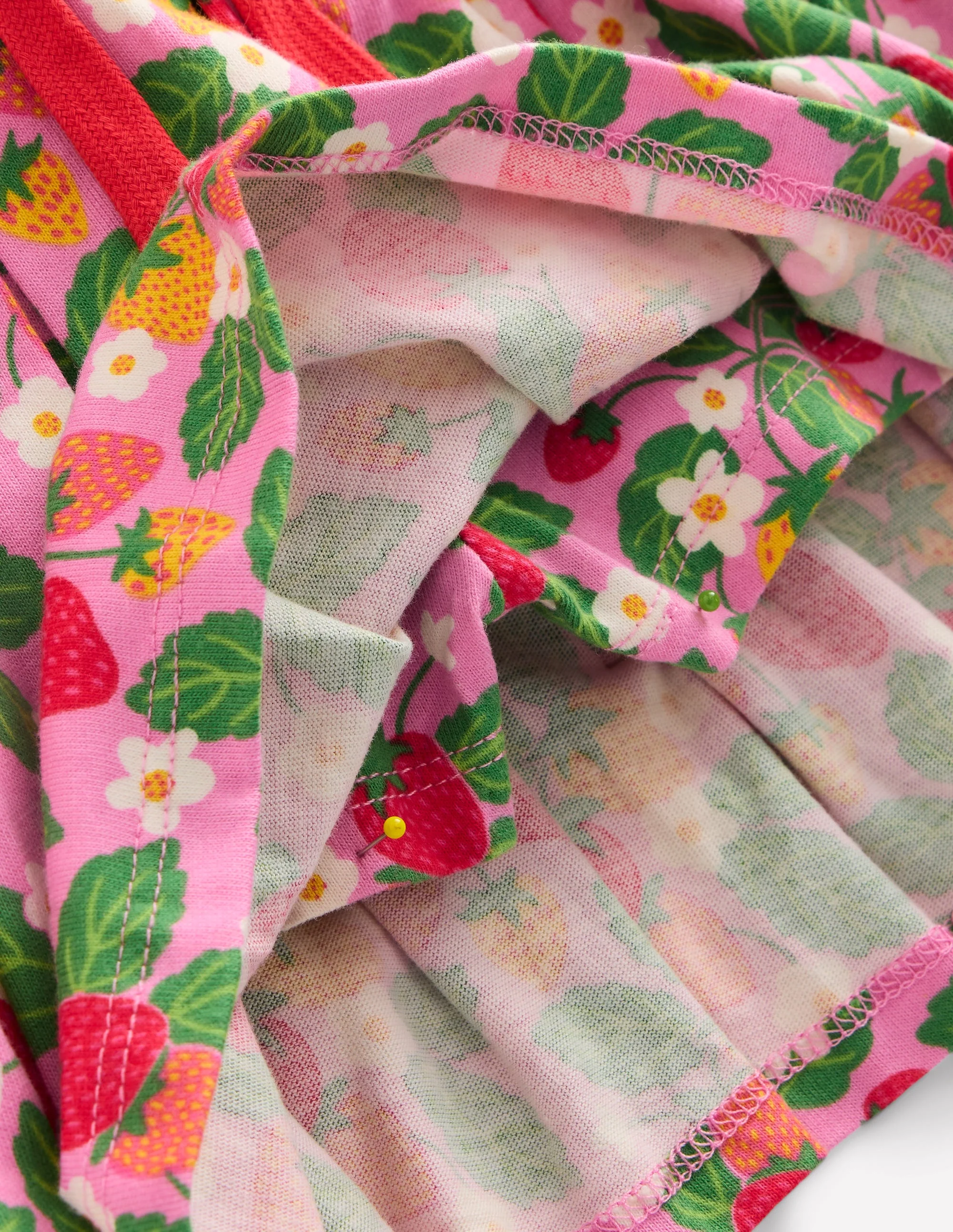 Pleated Jersey Skort-Cosmos Pink Strawberry Patch - Image 3