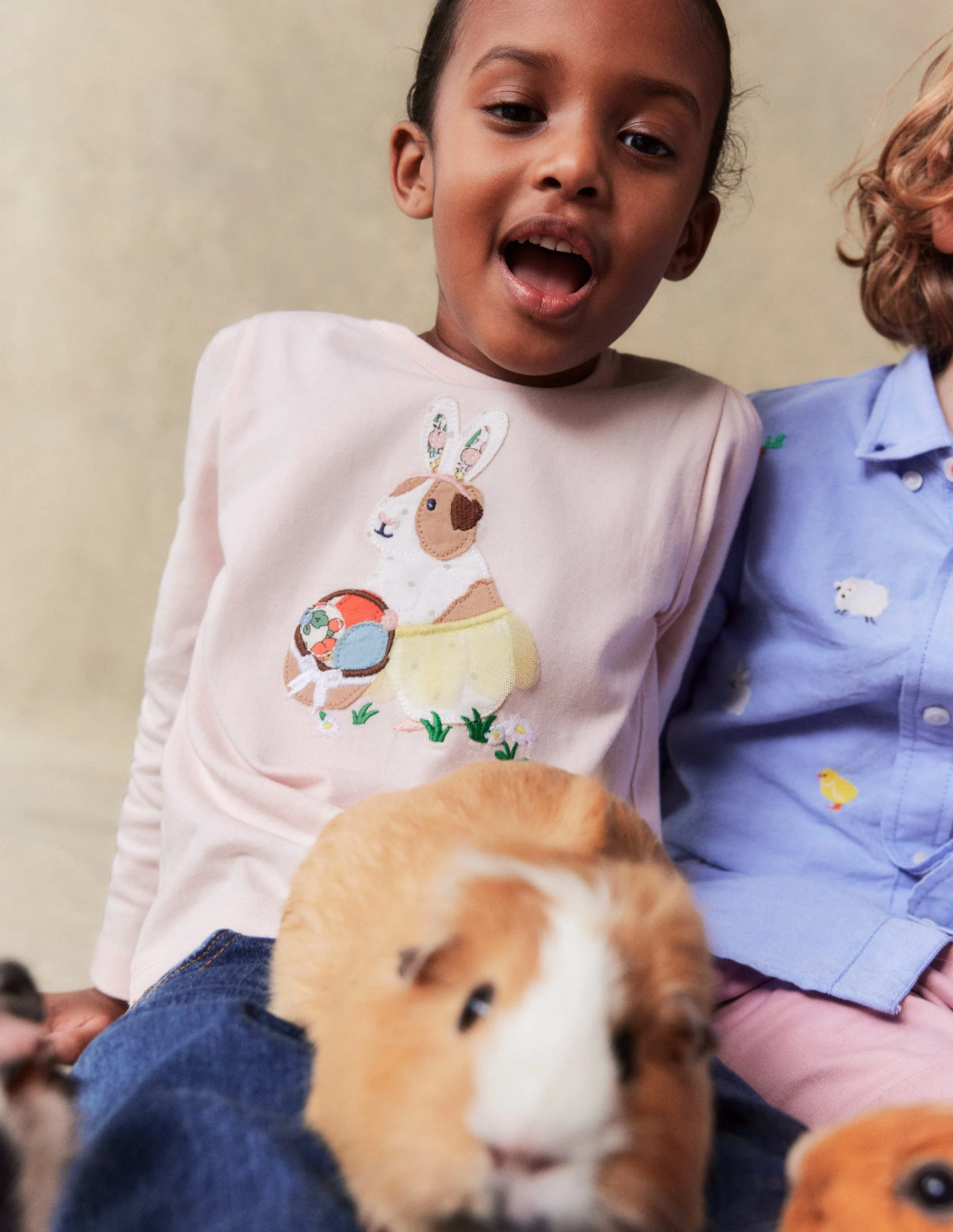 Puff Sleeve Applique T-shirt-Chalk Pink Guinea Pig - Image 4