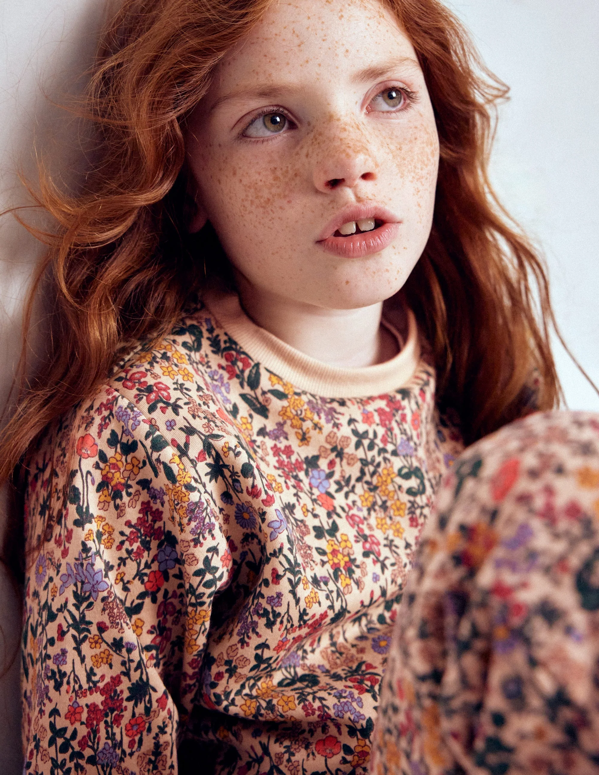 Relaxed Printed Sweatshirt-Ditsy Floral - Image 4