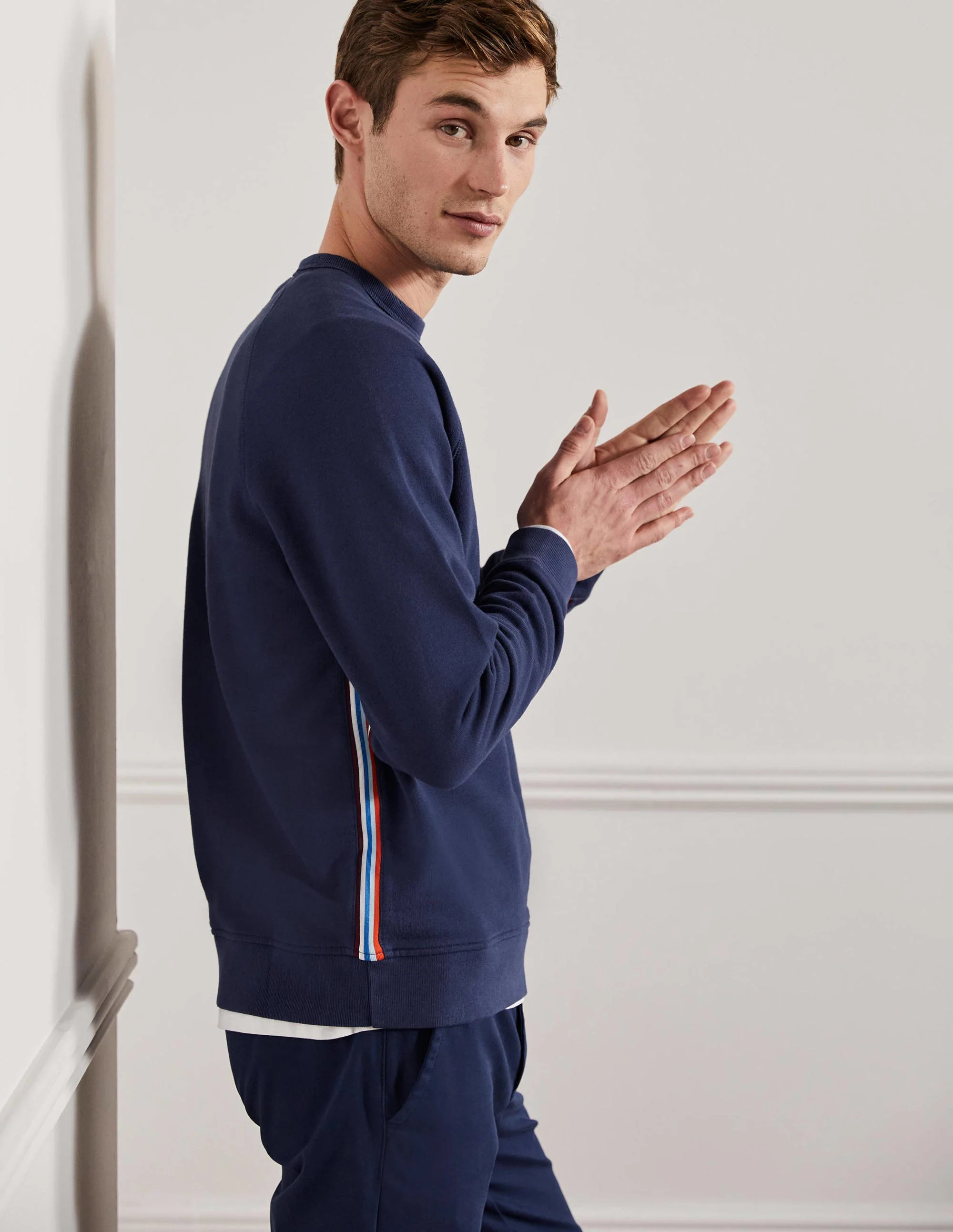 Raglan Sweatshirt-Navy