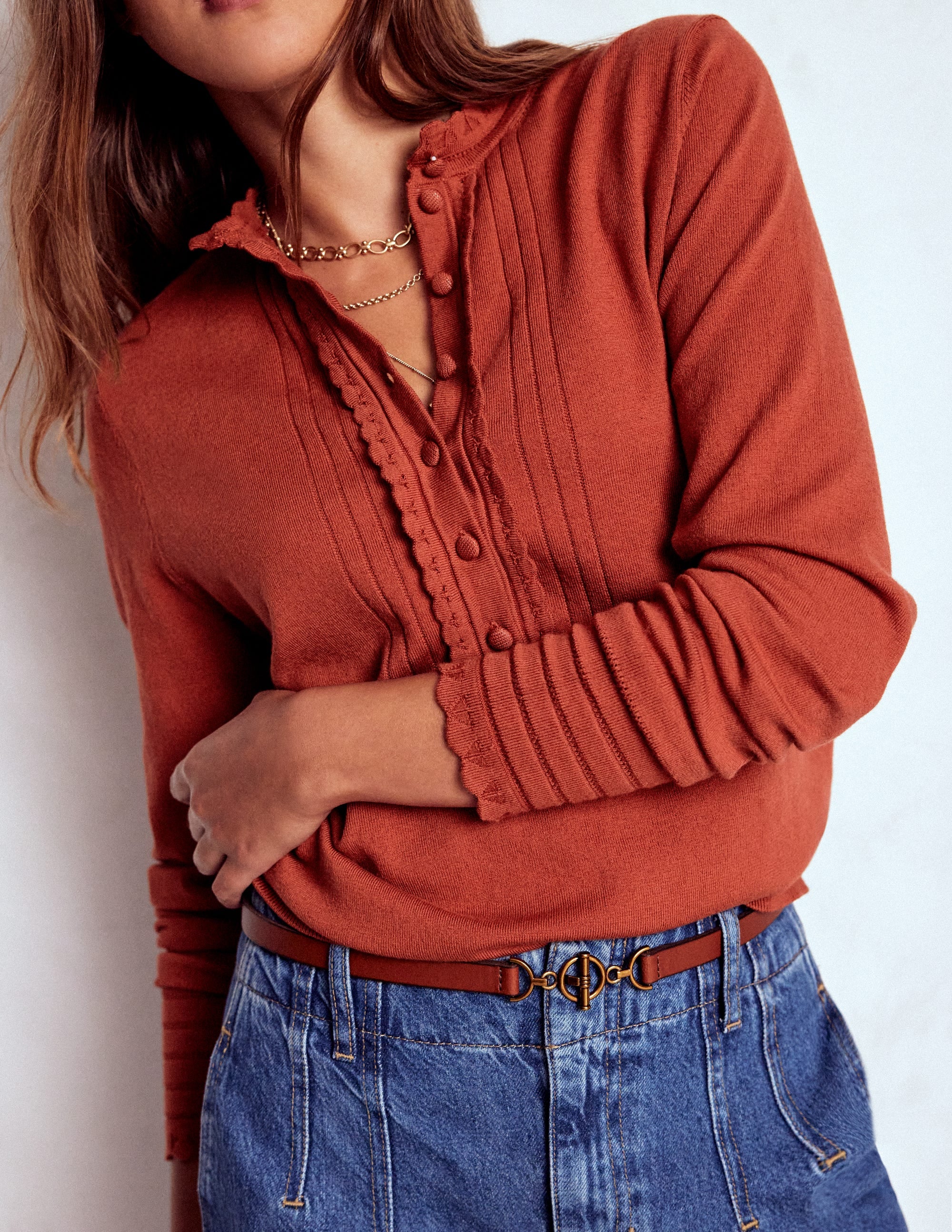 Angela Cotton Scallop Sweater-Roasted Chestnut Brown - Image 2