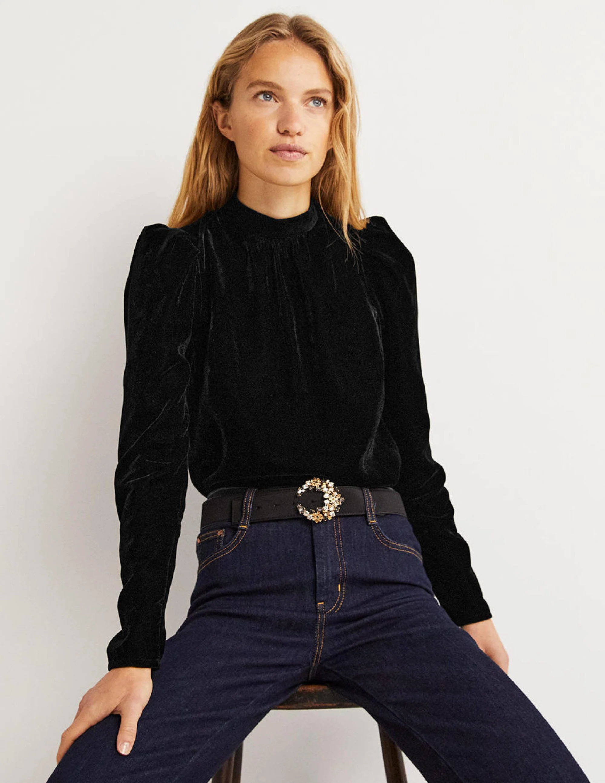 Black Mutton Sleeve Velvet Top-Black - Image 4