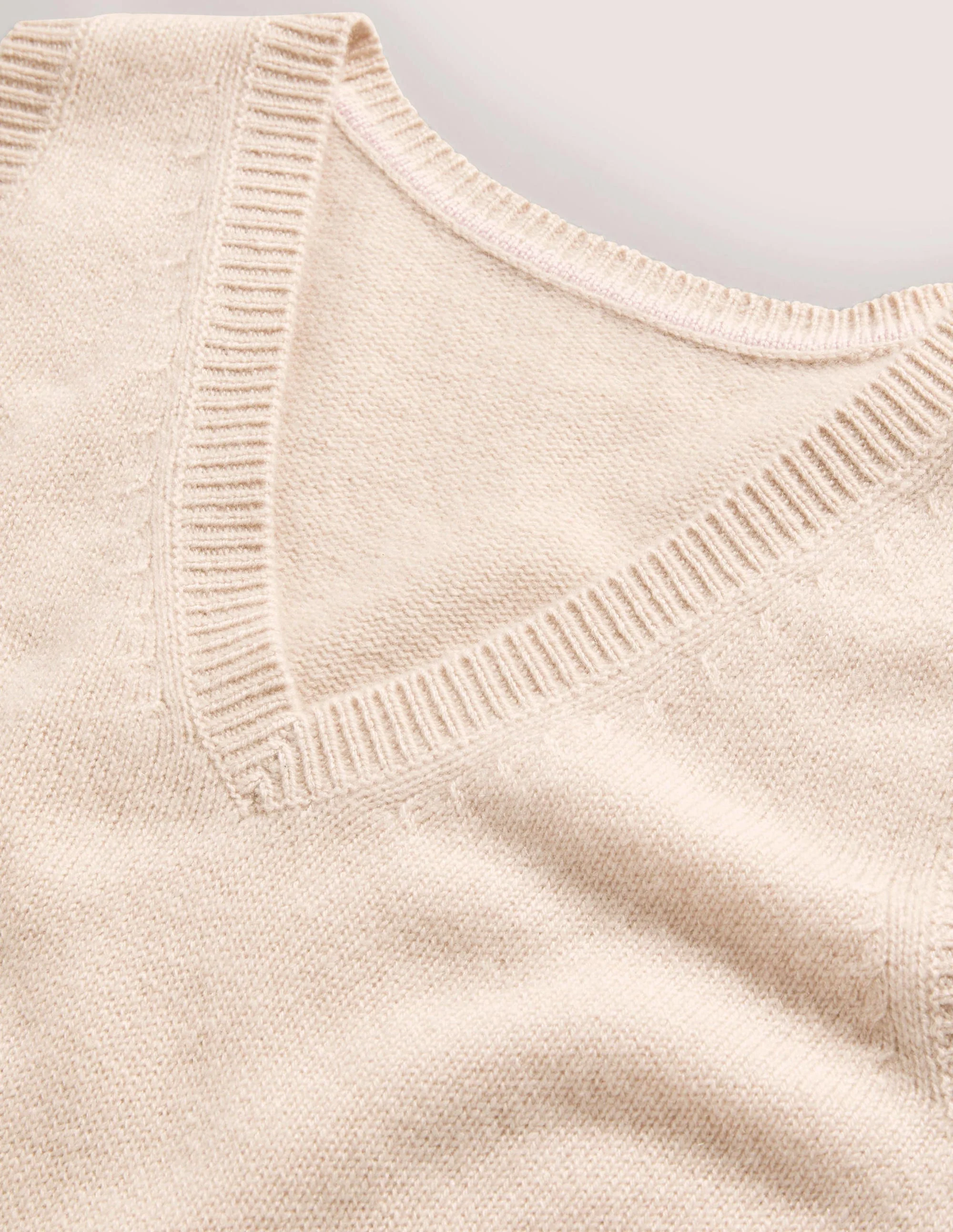 Cashmere V-Neck Sweater Vest-Rope - Image 7