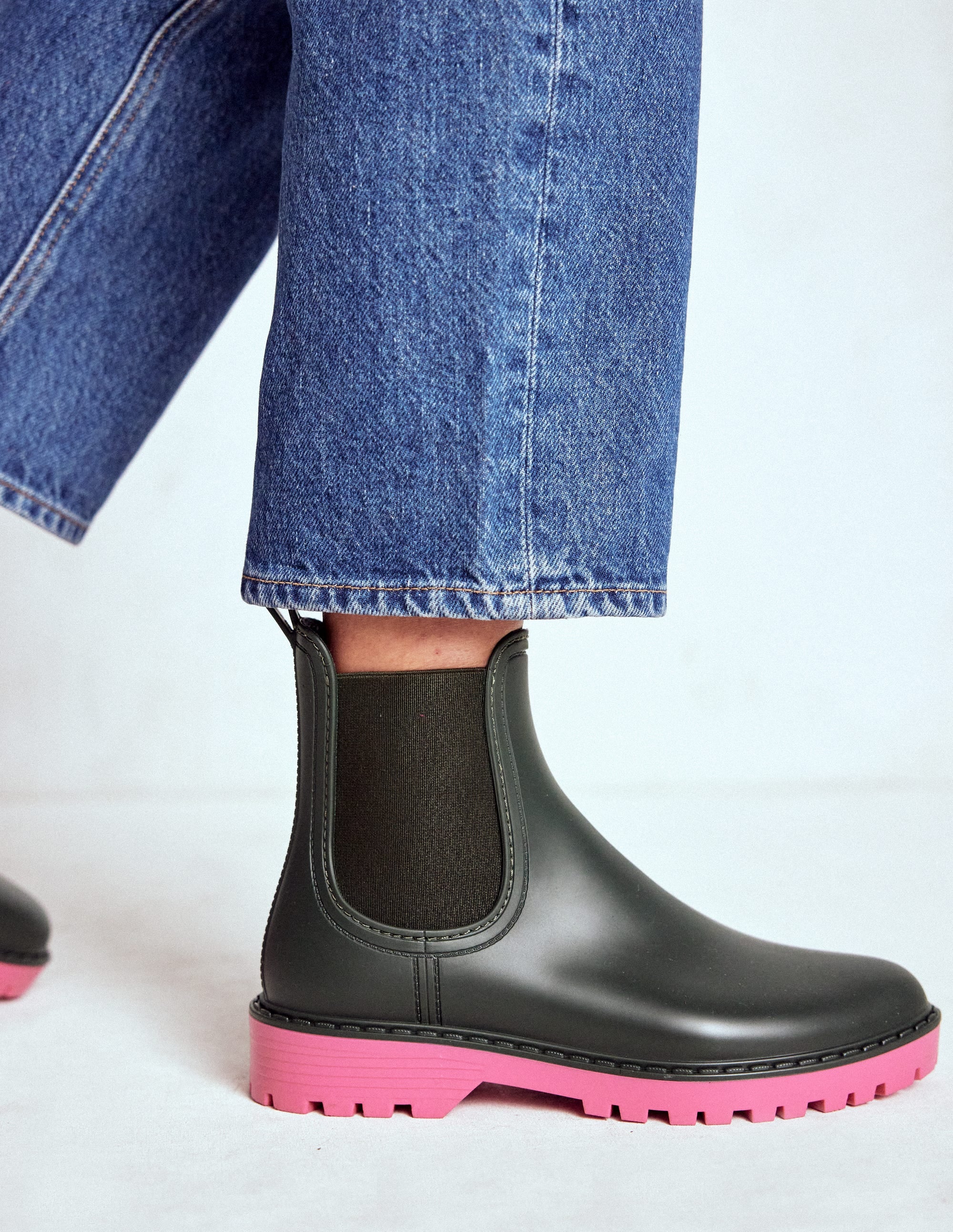Chelsea Wellie Boot-Woodland Green - Image 2