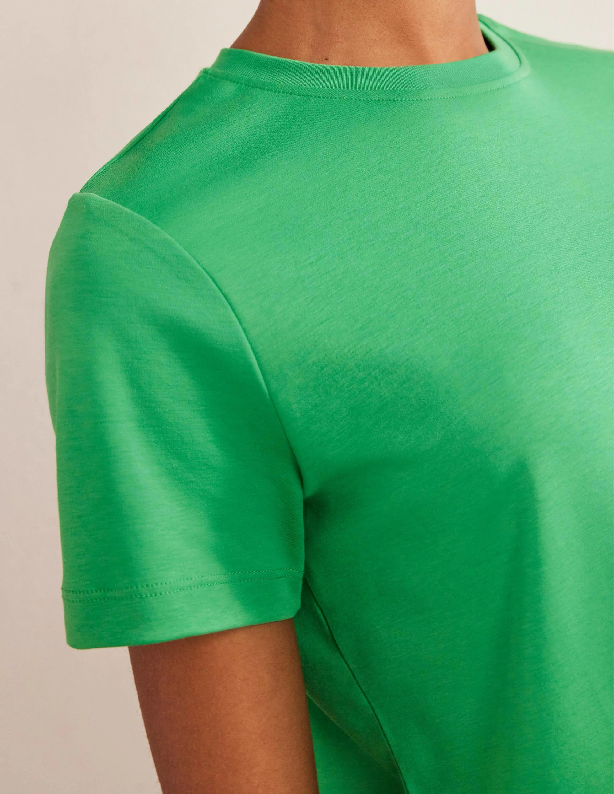 Cotton Crew Neck T-Shirt-Green Bee - Image 2