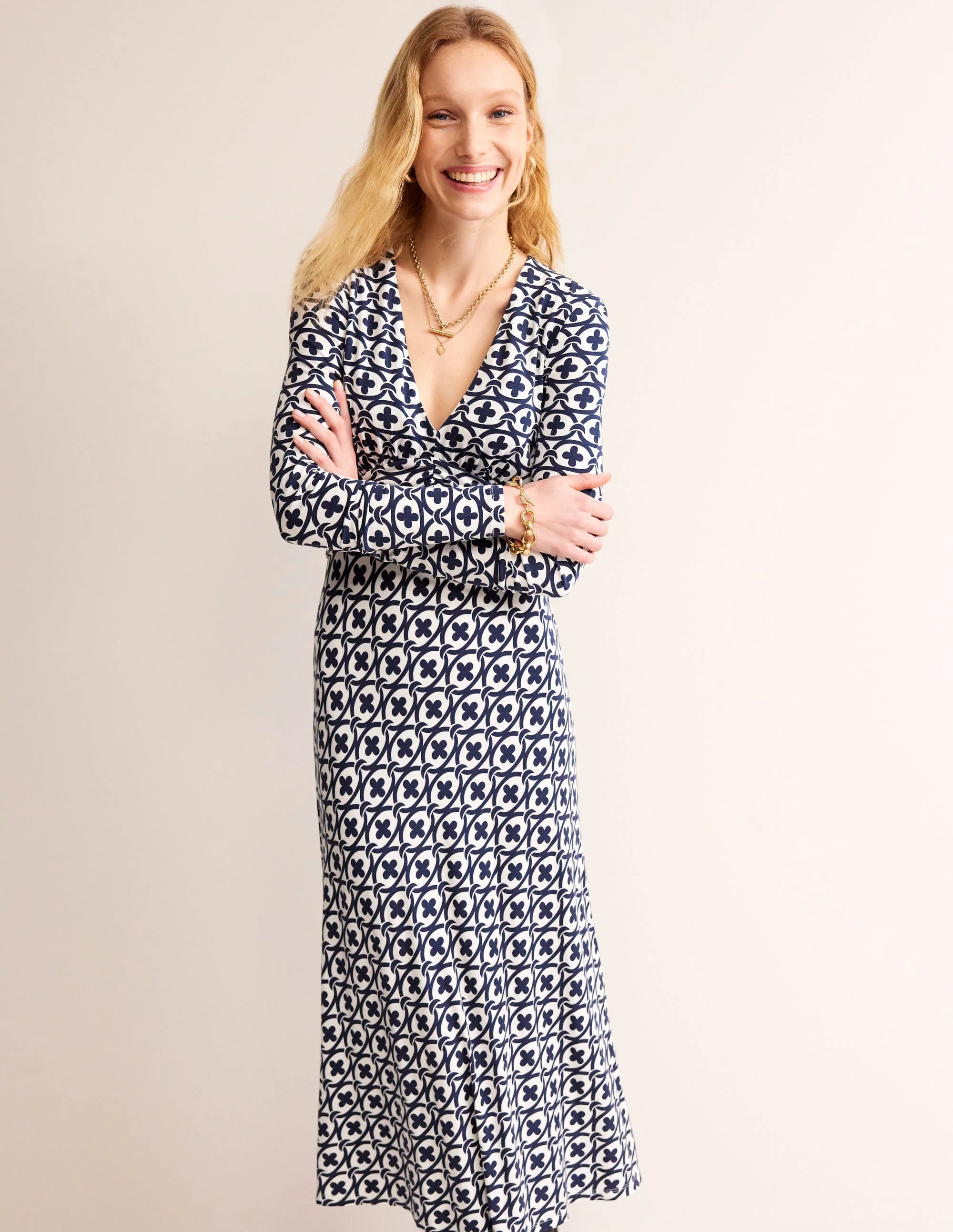 Elodie Empire Midi Dress-French Navy, Petal Chain - Image 4
