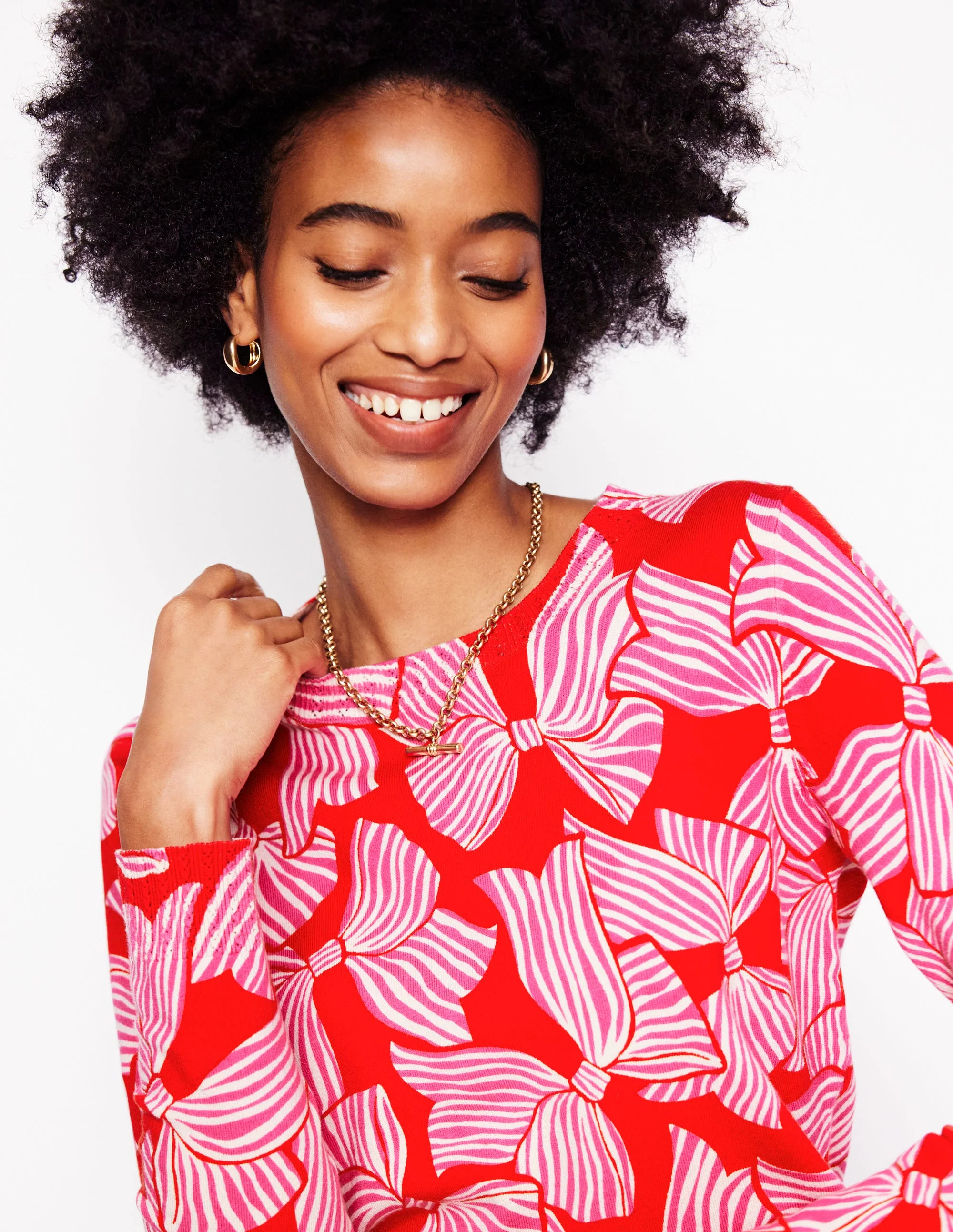 Emilia Cotton Crew Sweater-Poppy Red, Bow Scatter - Image 3