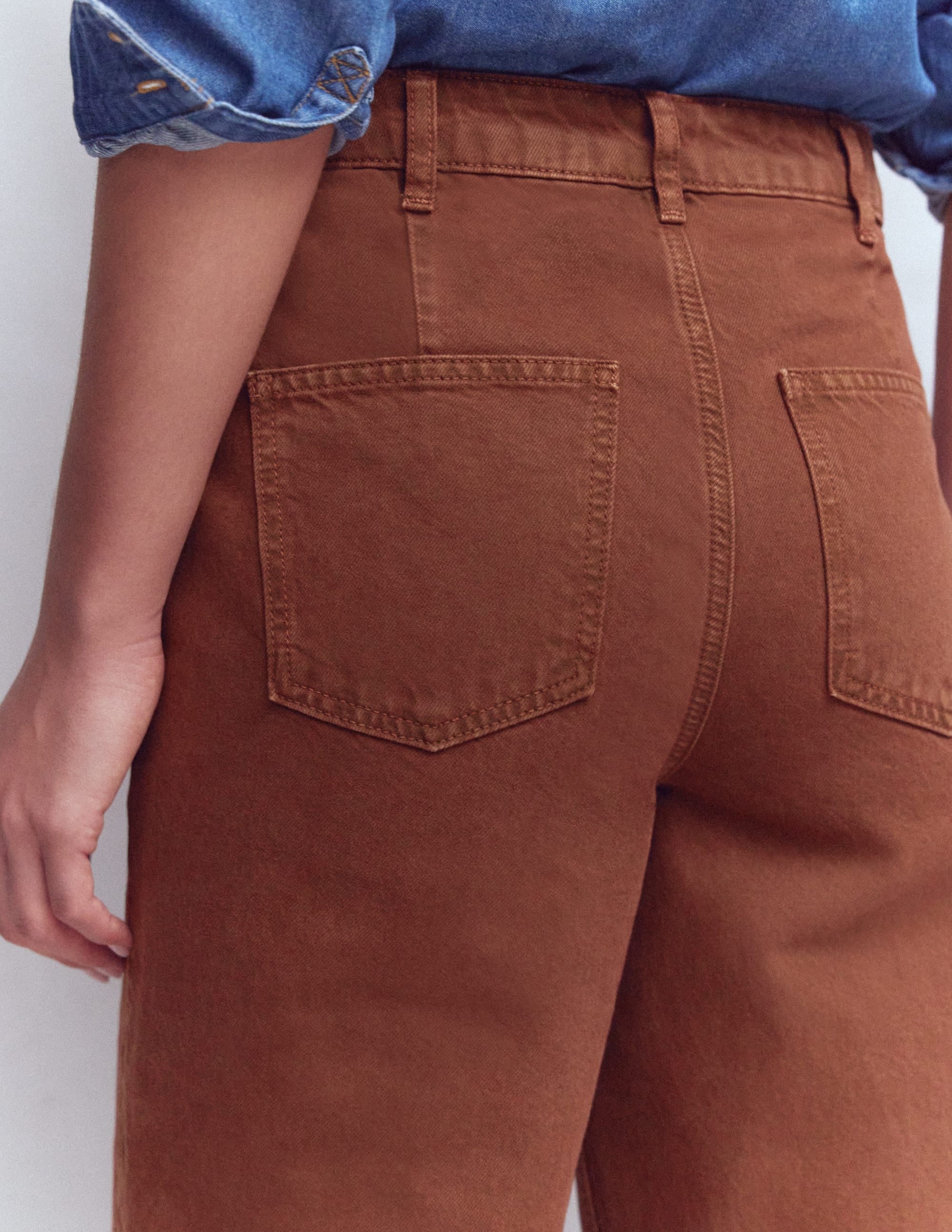 Exposed Button Straight Jeans-Brown - Image 2