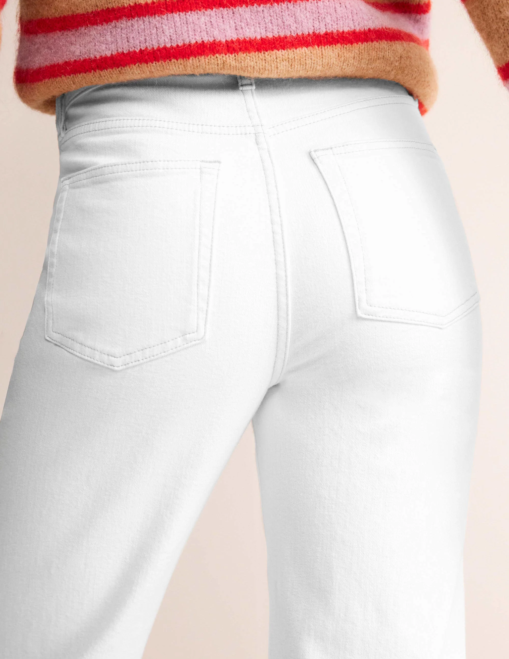 High Rise '90s Tapered Jeans-White - Image 2