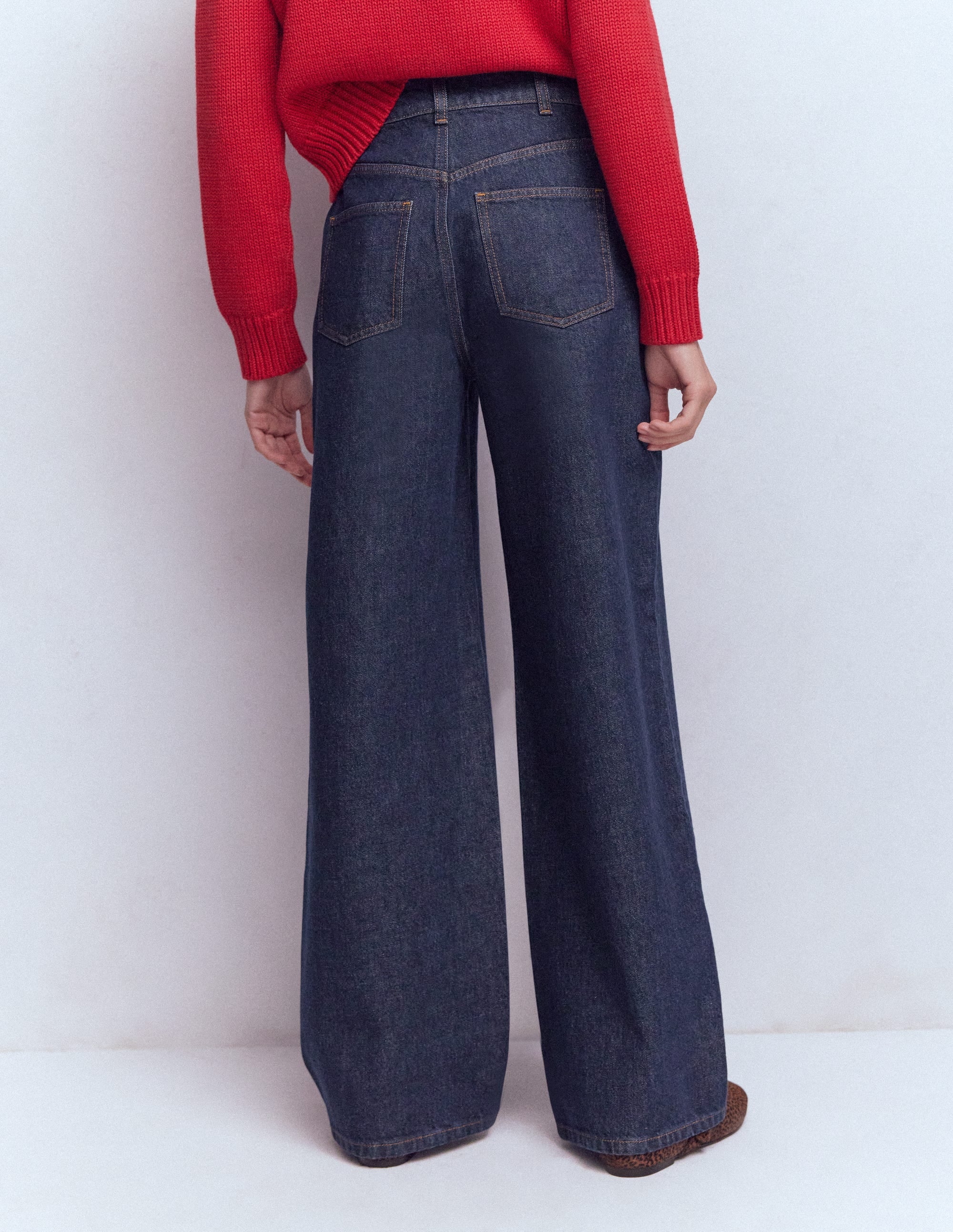 High Rise Pleat Wide Leg Jeans-Indigo Rinse - Image 3