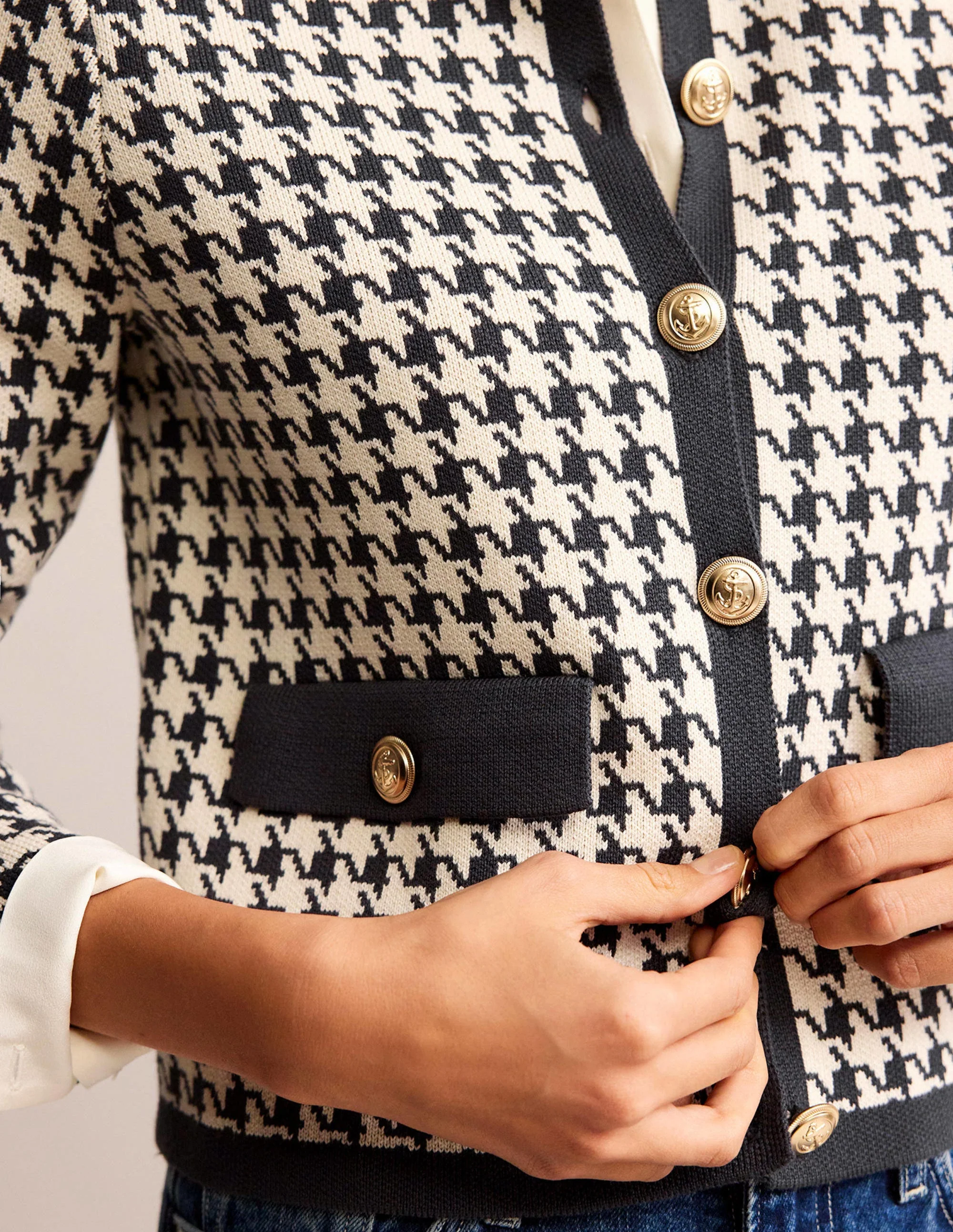 Holly Knitted Jacket-Charcoal / Ivory Houndstooth - Image 2