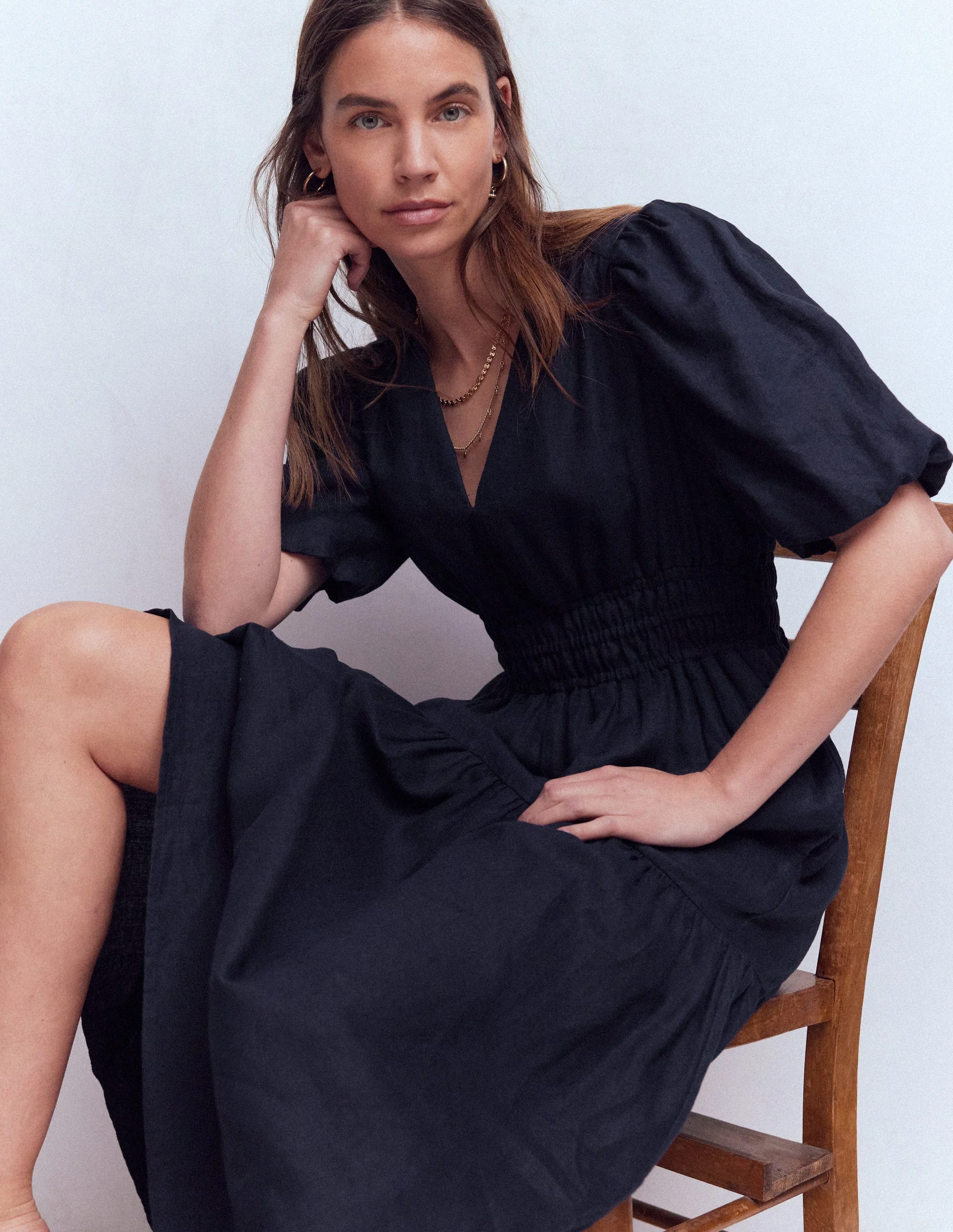 Irene Linen Midi Dress-Navy - Image 2