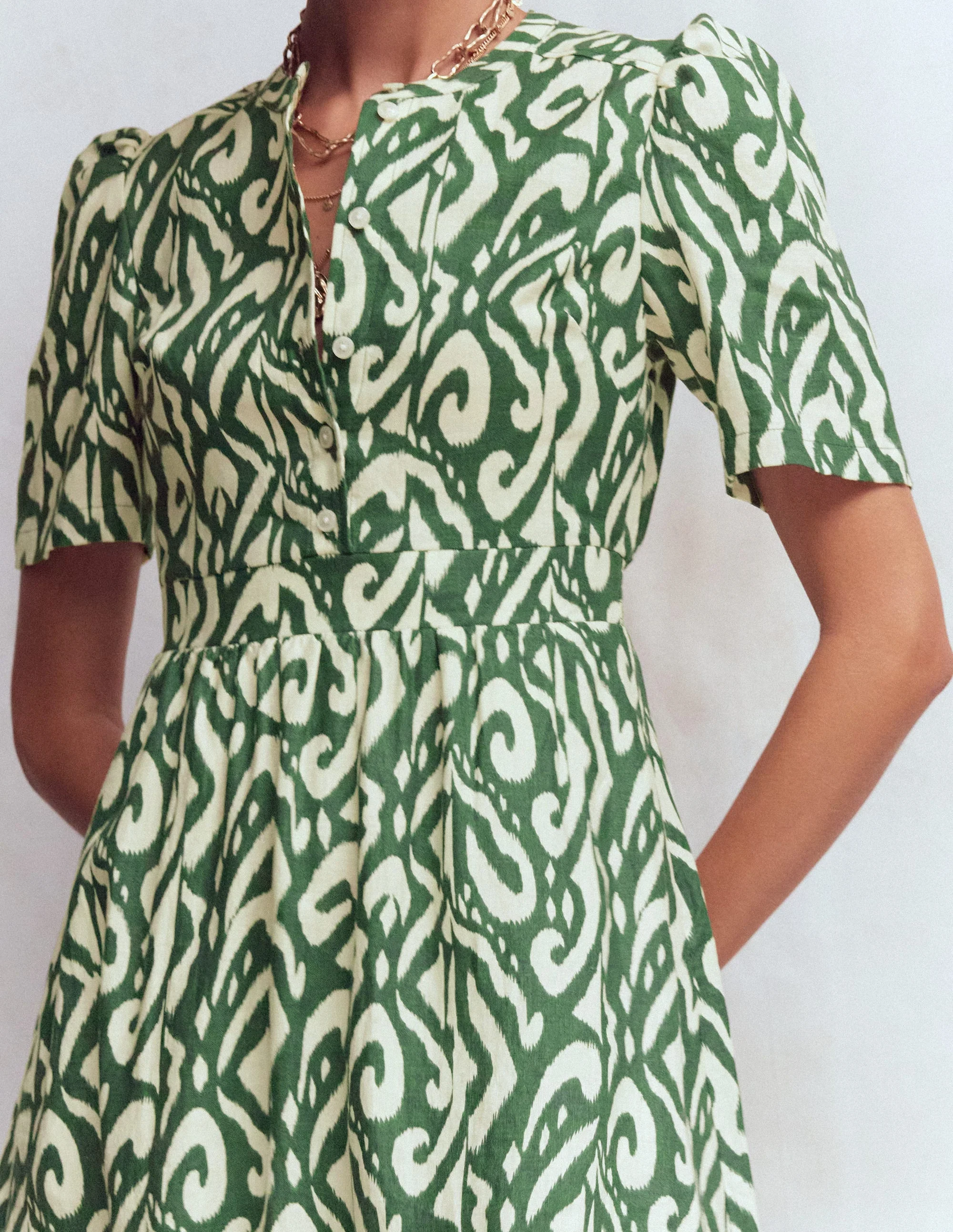 Ivy Linen Midi Dress-Hunter Green Ikat - Image 2