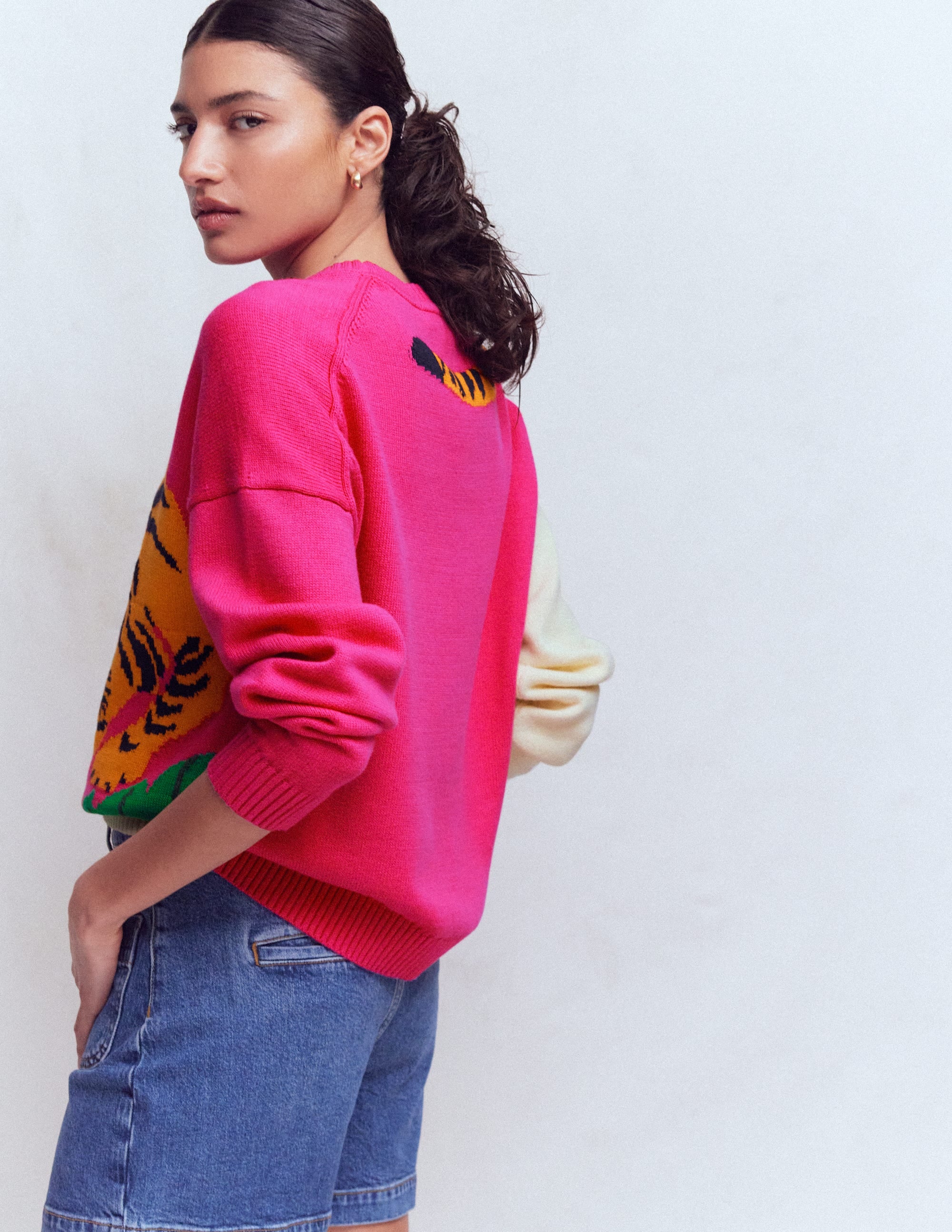 Jacquard Jumper-Warm Ivory and Pink Tiger - Image 3