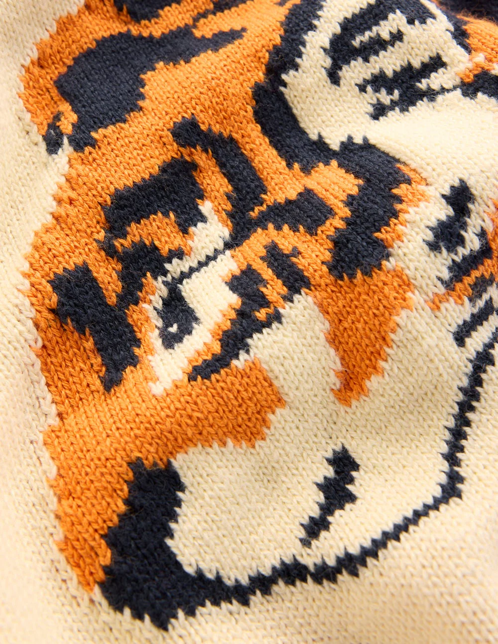 Jacquard Jumper-Warm Ivory and Pink Tiger - Image 8