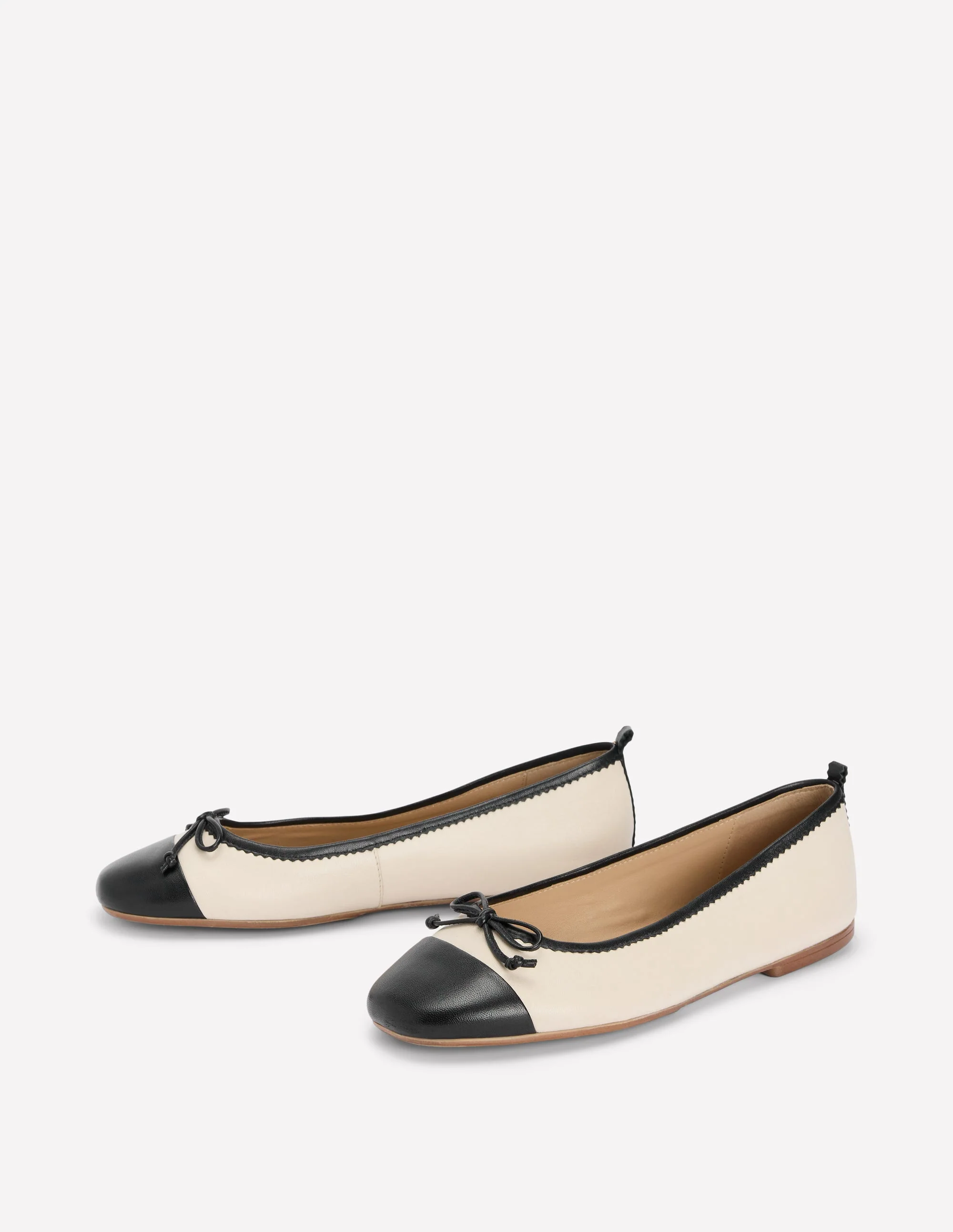 Kitty Flexi Sole Ballet Flats-Ecru/Black - Image 3
