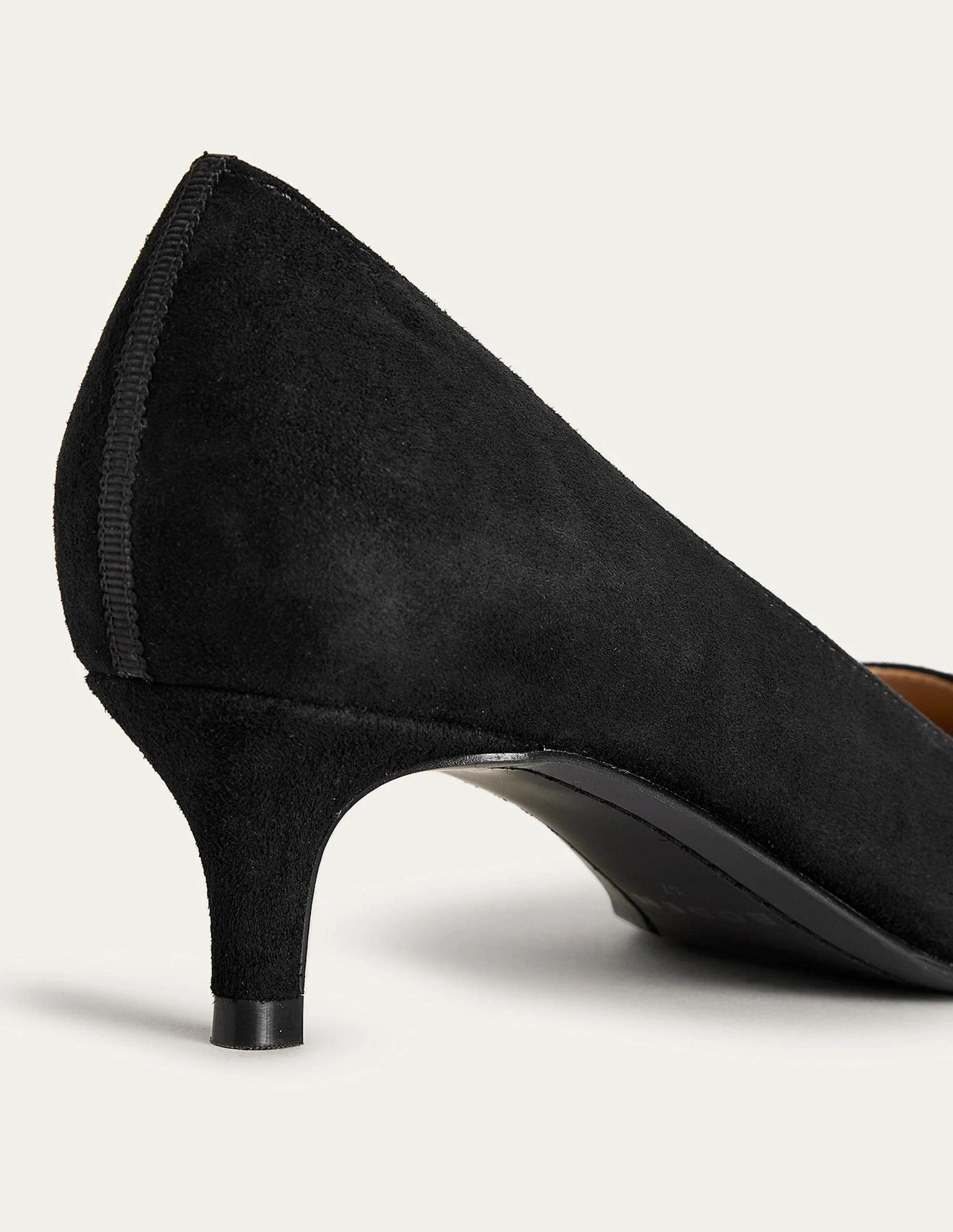 Lara Low-Heeled Court Shoes-Black - Image 4