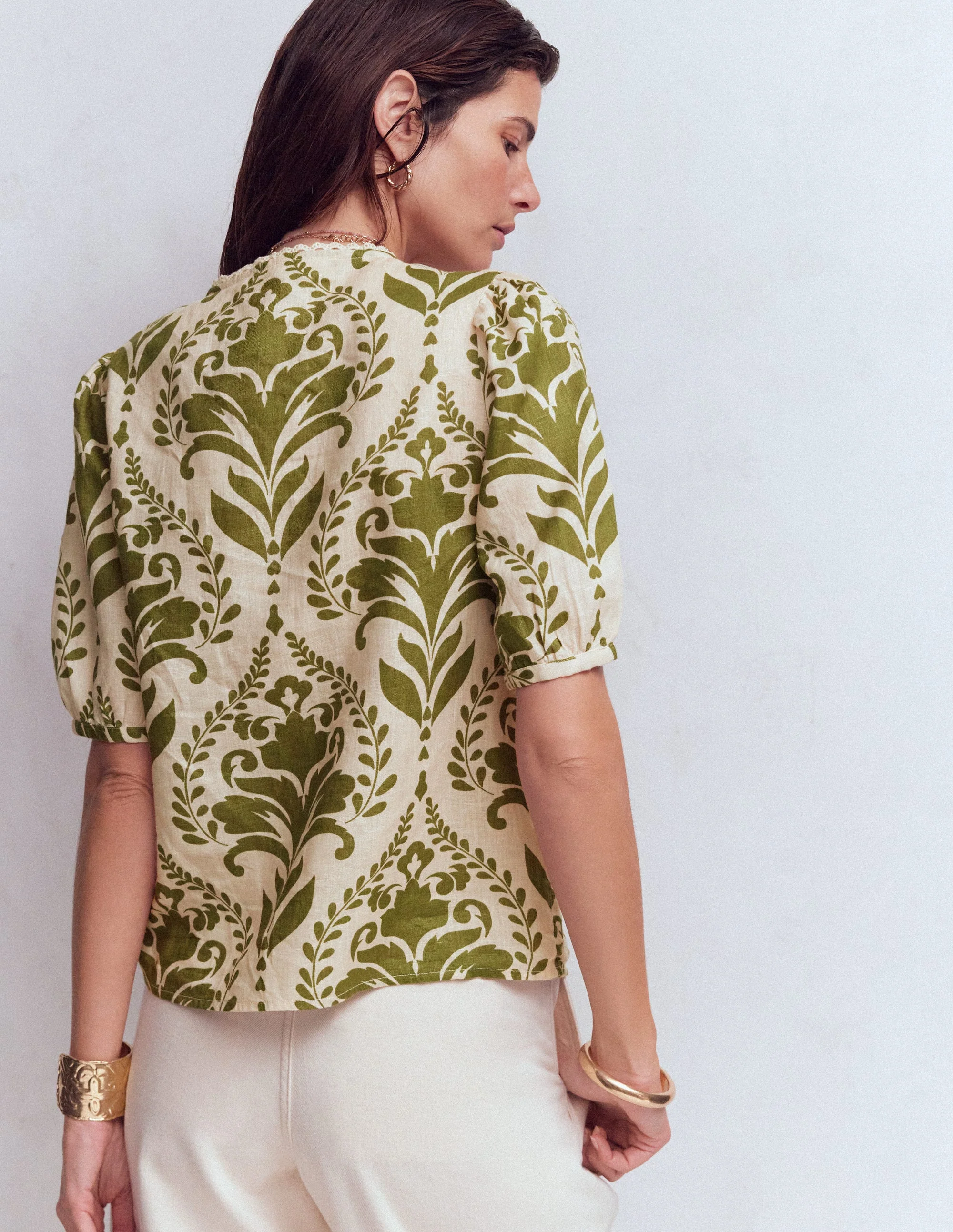 Leah Short Sleeve Linen Top-Green, Decorative Lattice - Image 3