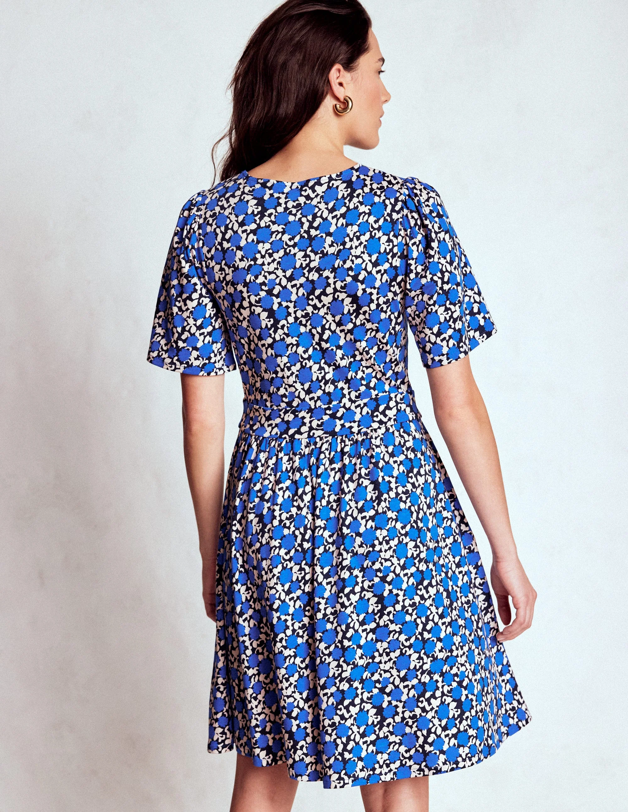 Louisa Short Jersey Dress-Kingfisher Blue, Floweret Vine - Image 3