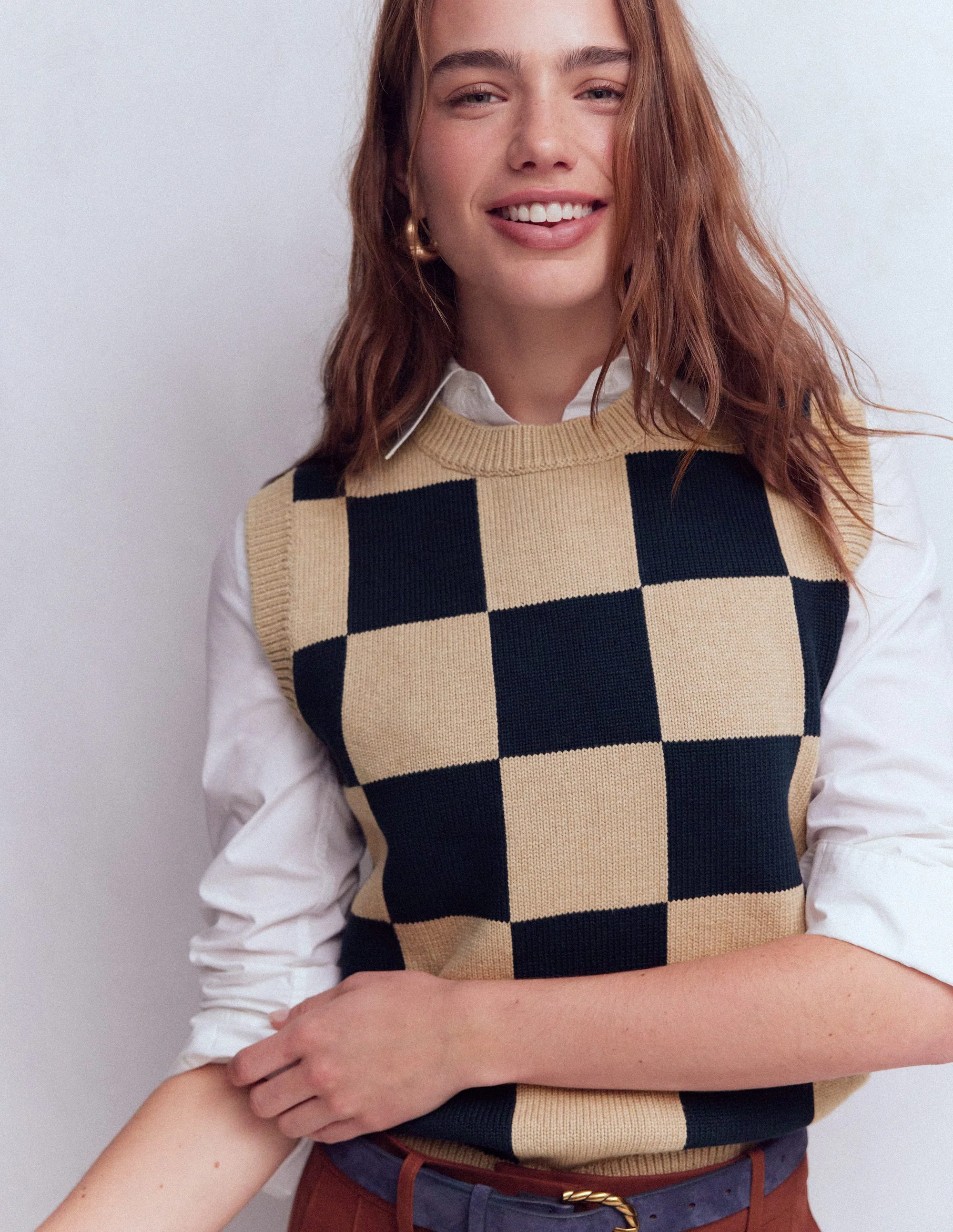 Lucy Cotton Vest-Camel / Navy Check - Image 4