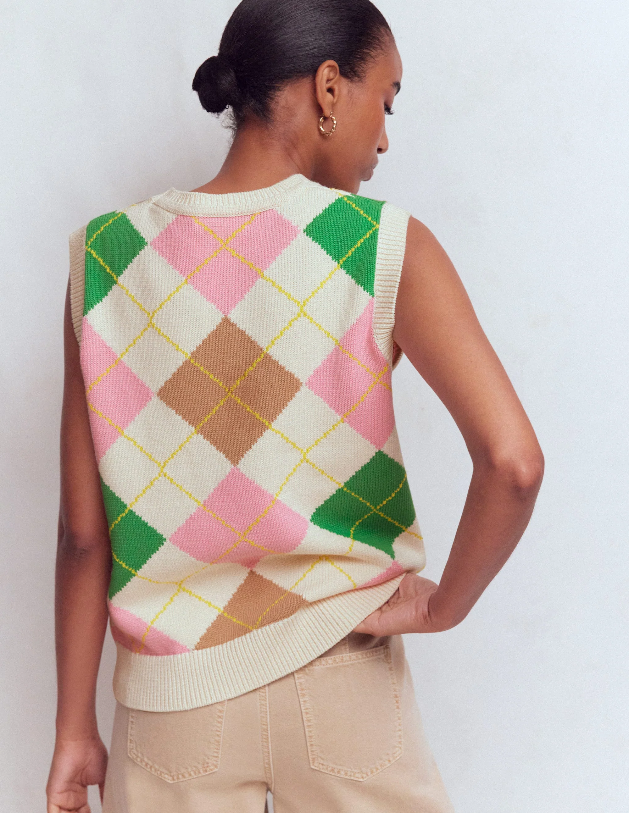 Lucy Cotton Vest-Green, Pink Argyle - Image 3