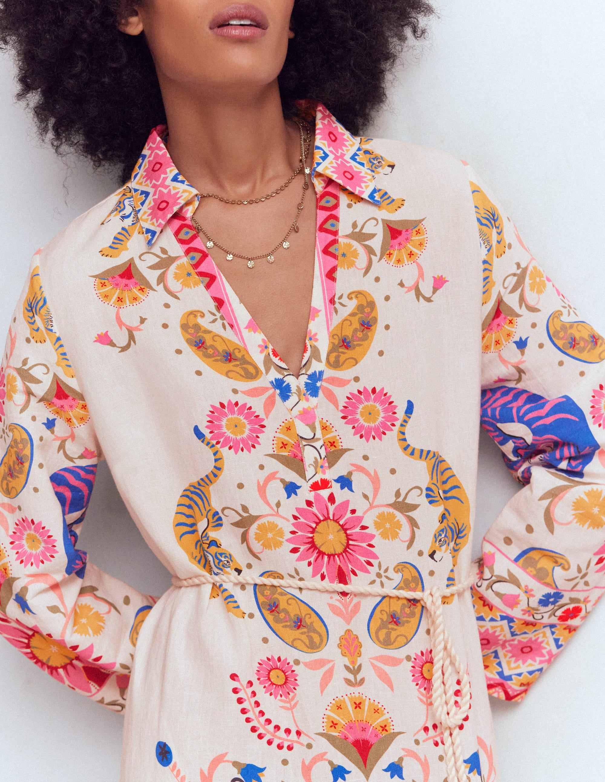Notch Collar Linen Blend Tunic-Multi Tiger Tapestry - Image 3