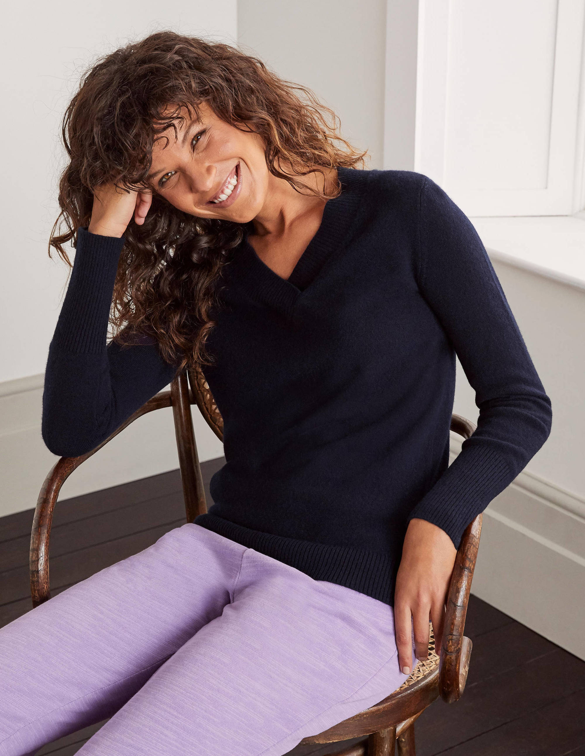 Oakley Cashmere V-Neck Sweater-Navy