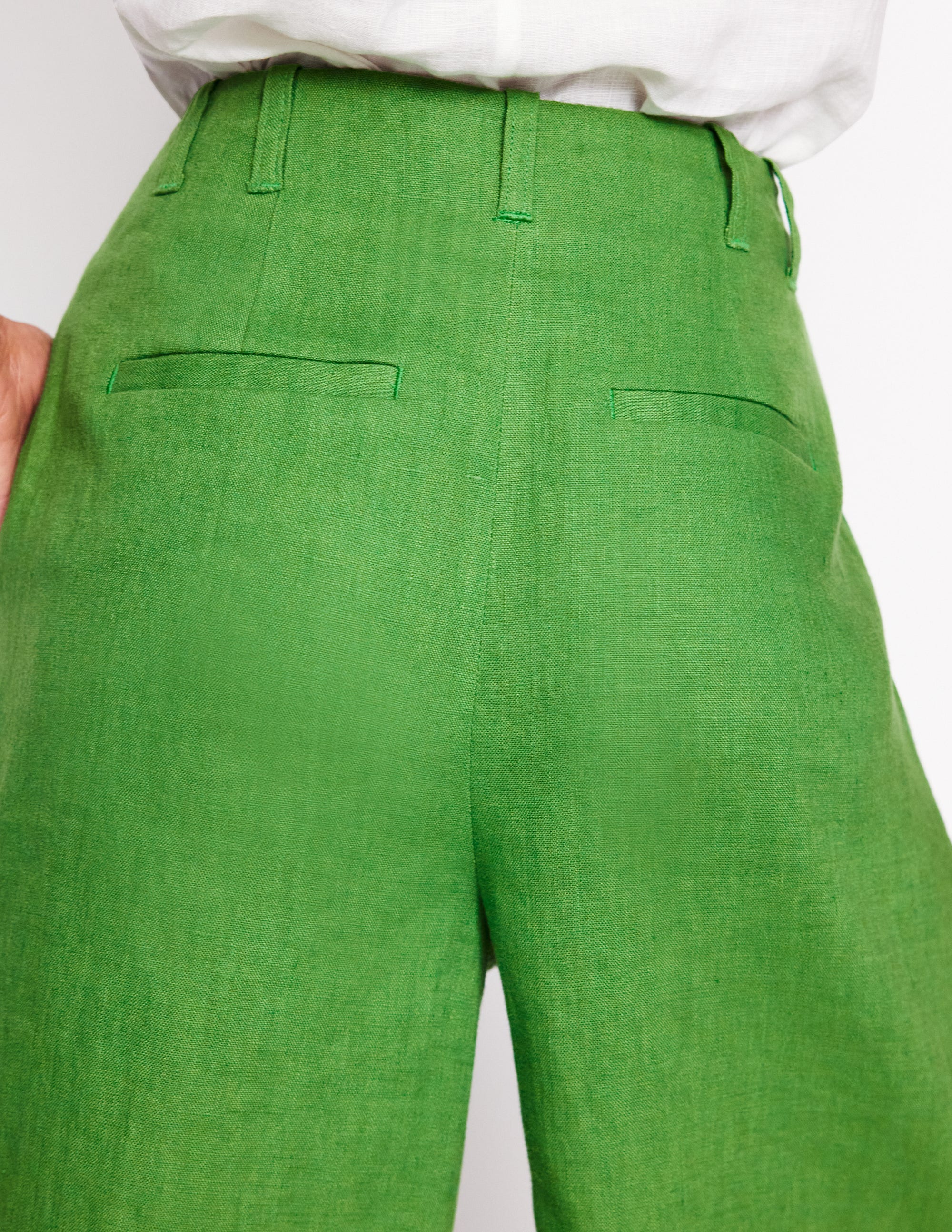 Pleat Linen Wide Leg Shorts-Green - Image 2