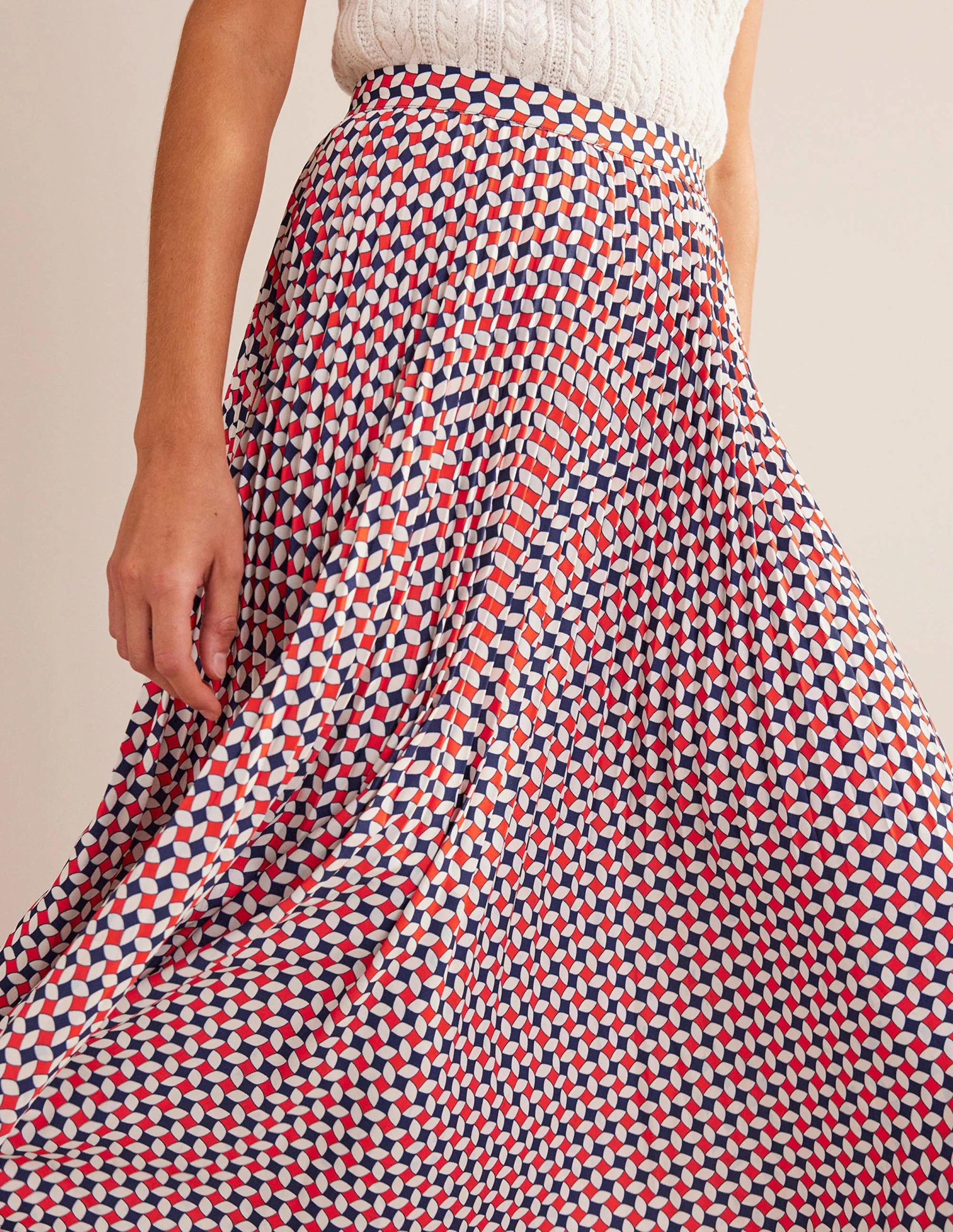 Pleated Midi Skirt-Fiesta Orange, Diamond - Image 3