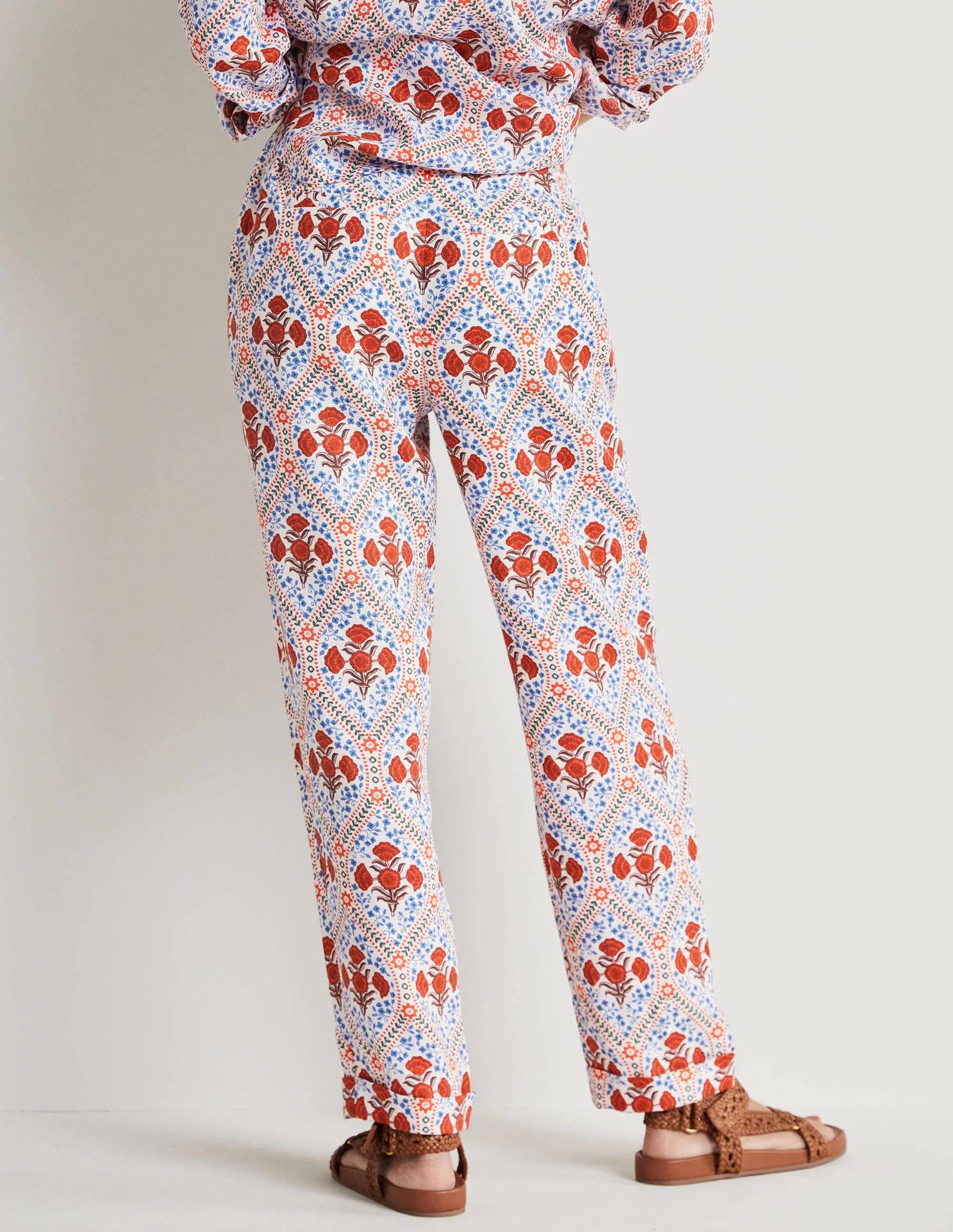 Pleated Turn Up Linen Pants-Ivory, Poppy Bloom - Image 3