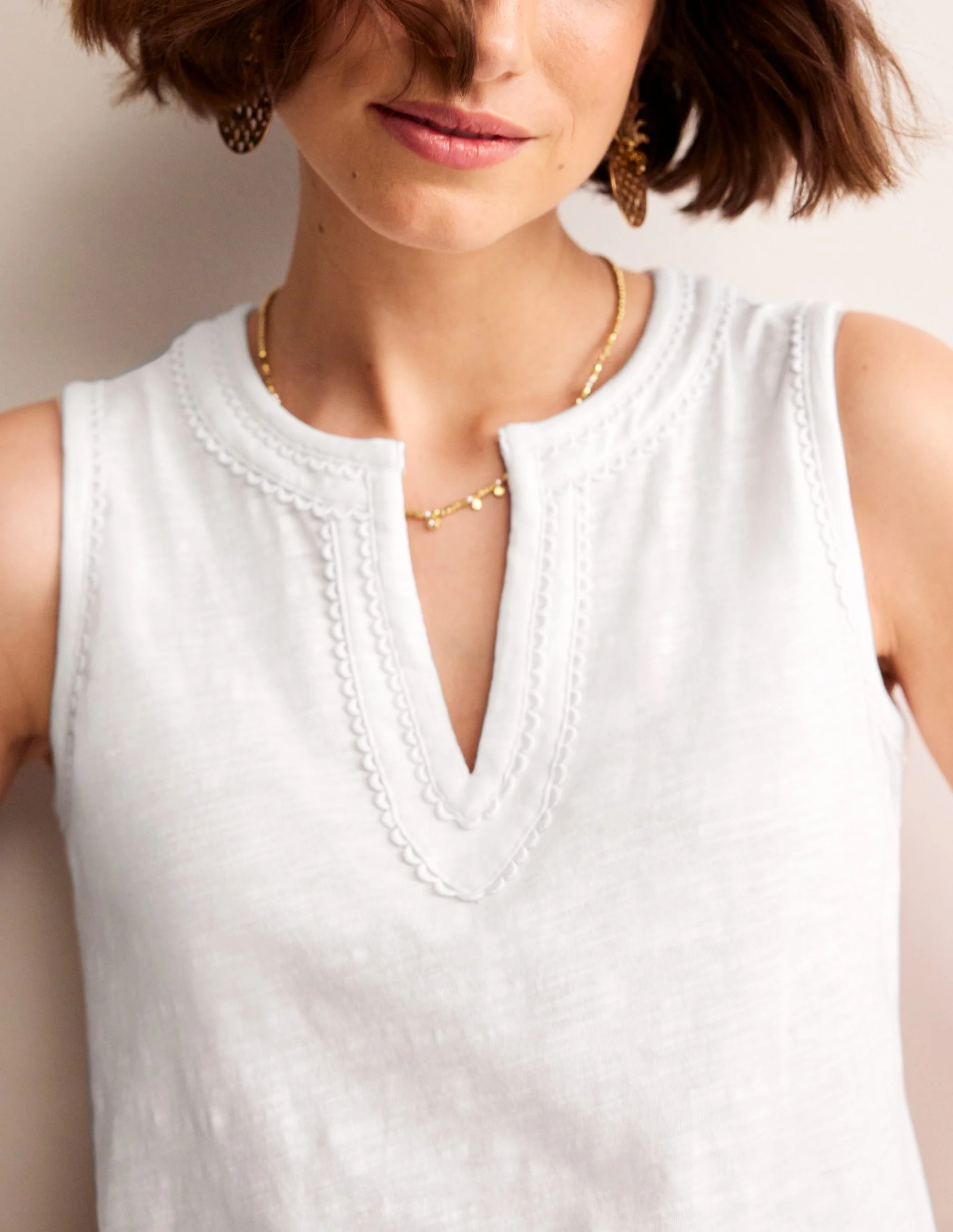 Pom Trim Detail Tank Top-White - Image 2