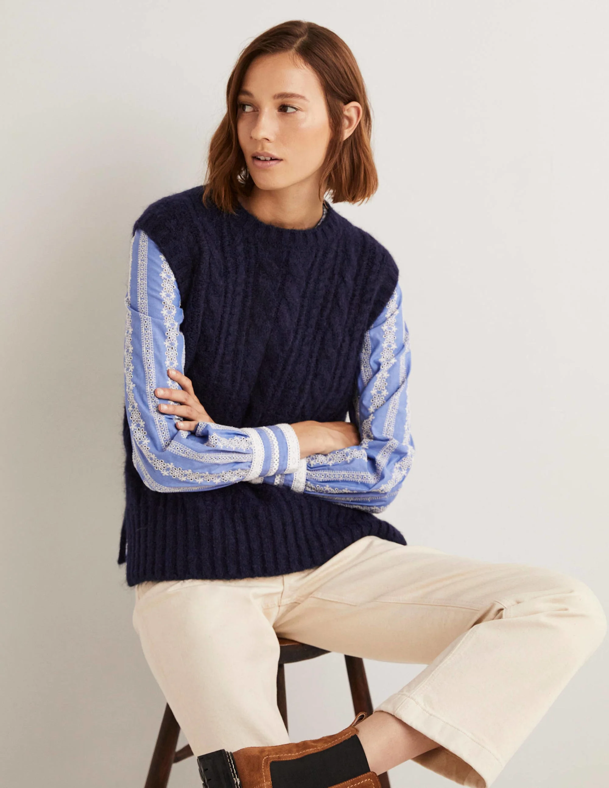 Relaxed Cable Sweater Vest-Navy - Image 4