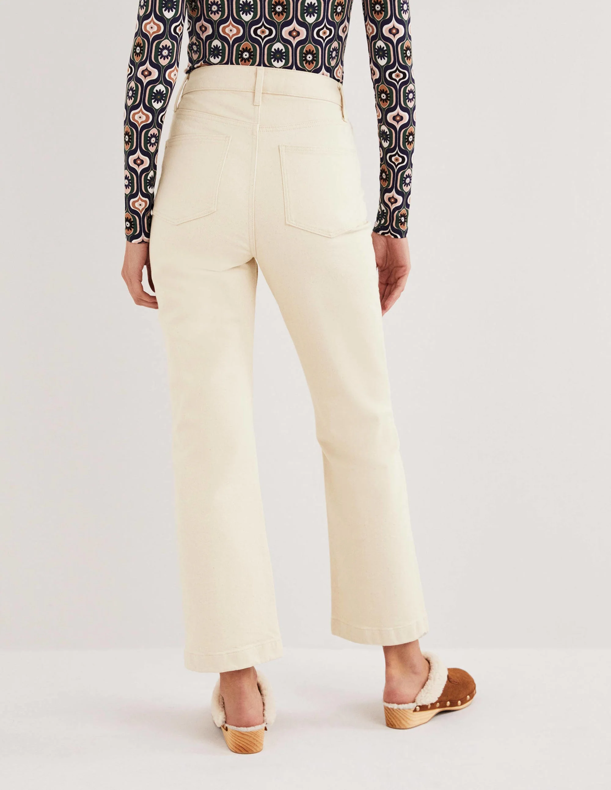 Rigid Cropped Flare Jeans-Ecru - Image 3