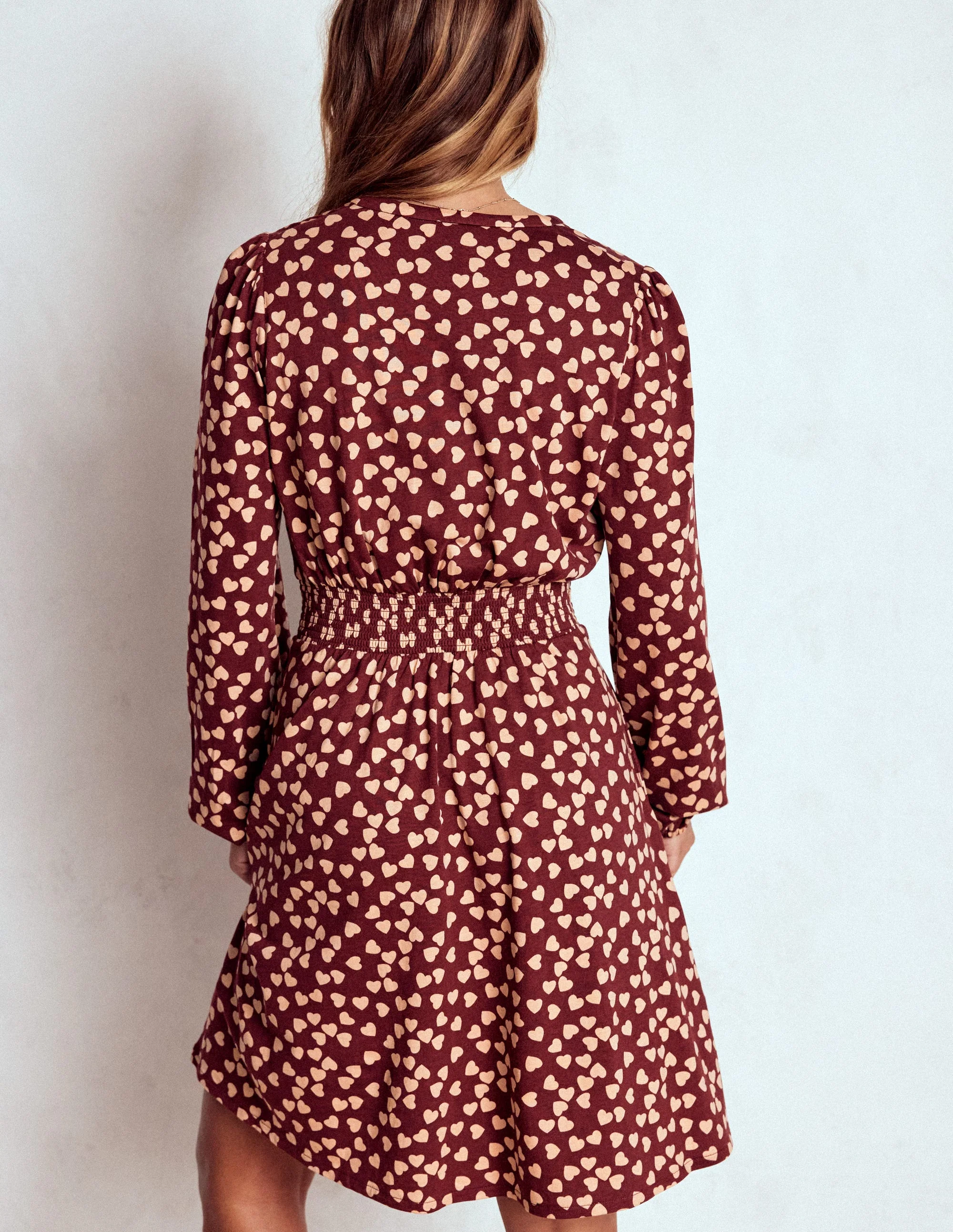 Sarah Short Jersey Dress-Chestnut, Heart Cascade - Image 5