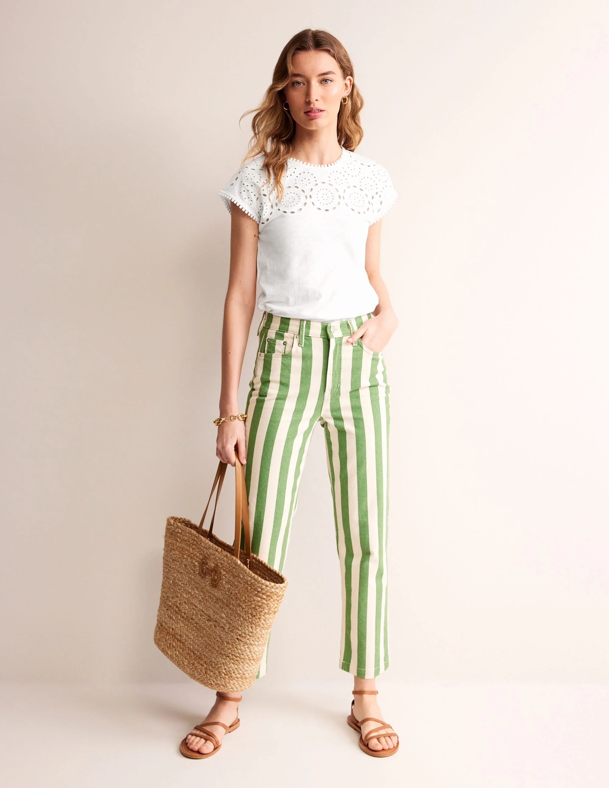 Sasha Broderie T-Shirt-White - Image 4