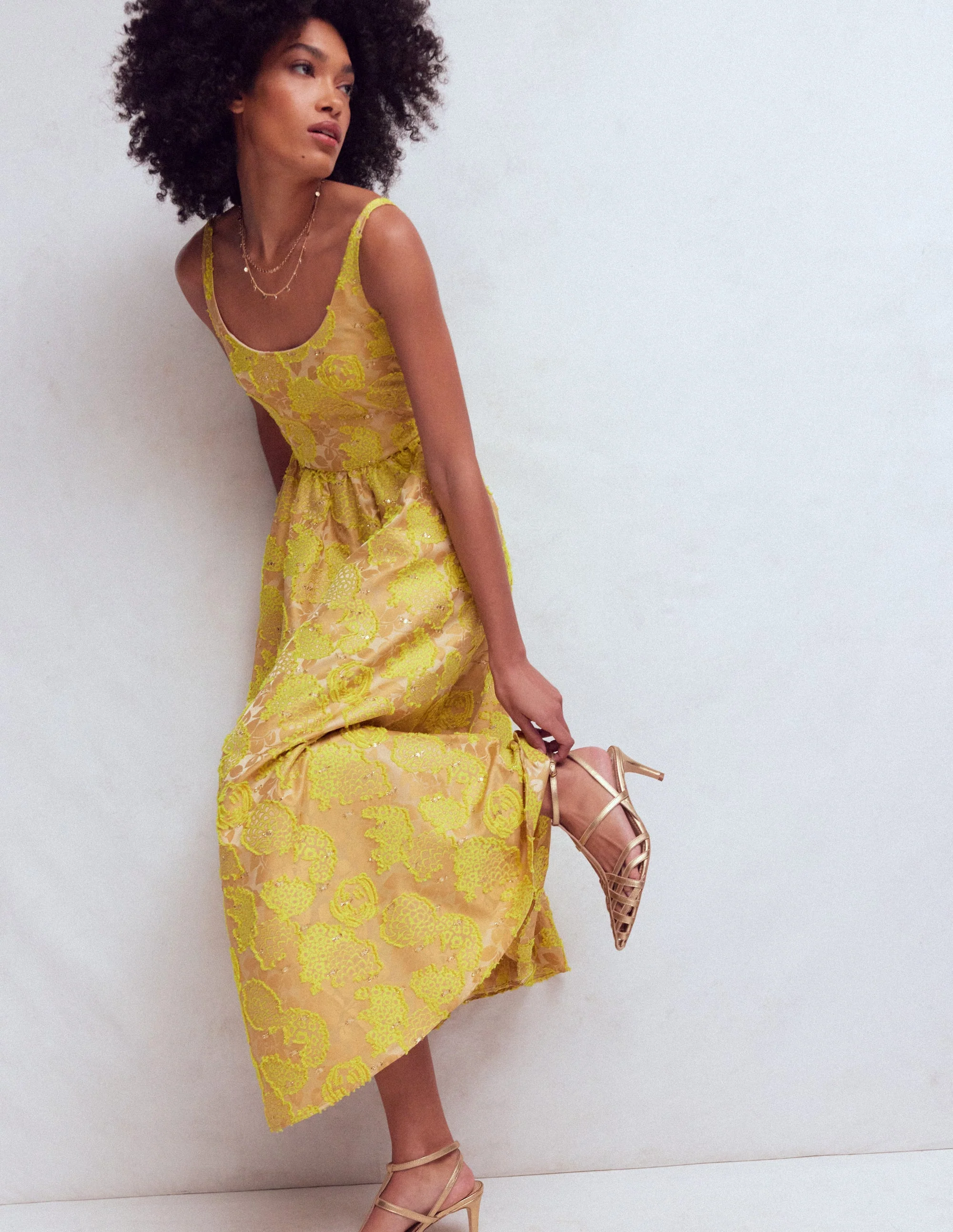 Scoop Neck Jacquard Dress-Yellow Jacquard - Image 5
