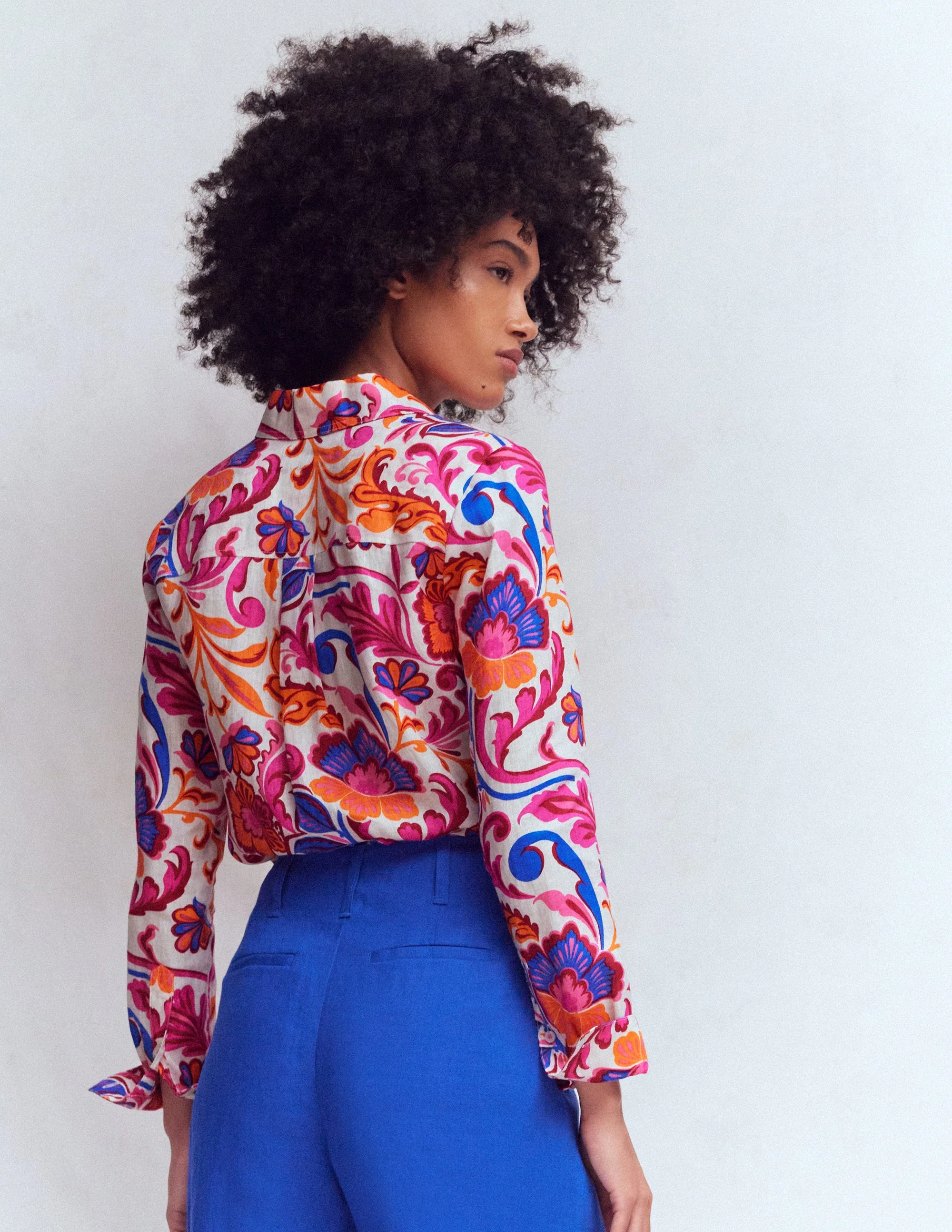 Sienna Linen Shirt-Pink Punch, Flourishing Meadow - Image 4
