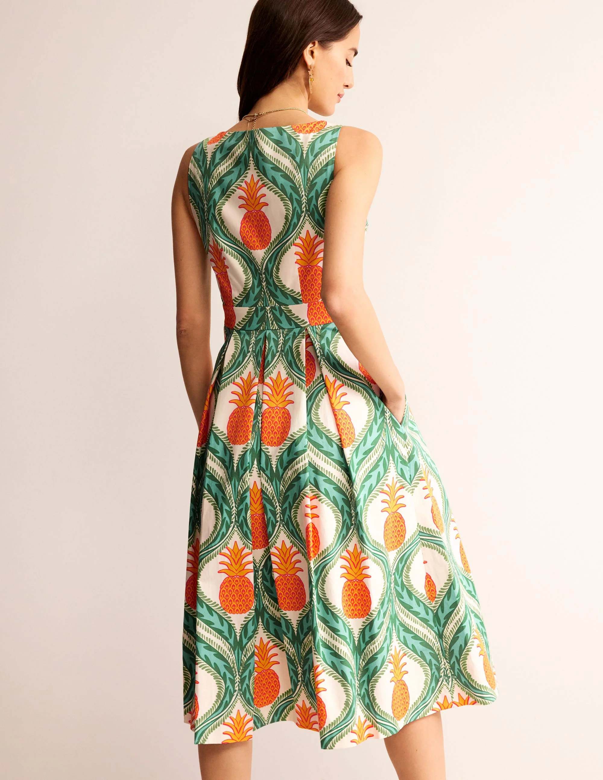 Sleeveless Pleat Midi Dress-Green Tambourine, Pineapple - Image 4