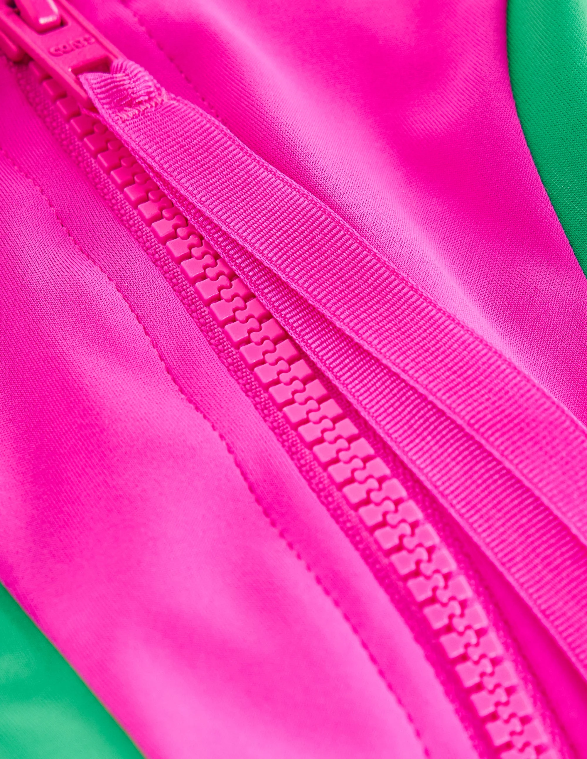 Sporty Rash Guard Swimsuit-Colbolt Colourblock - Image 7