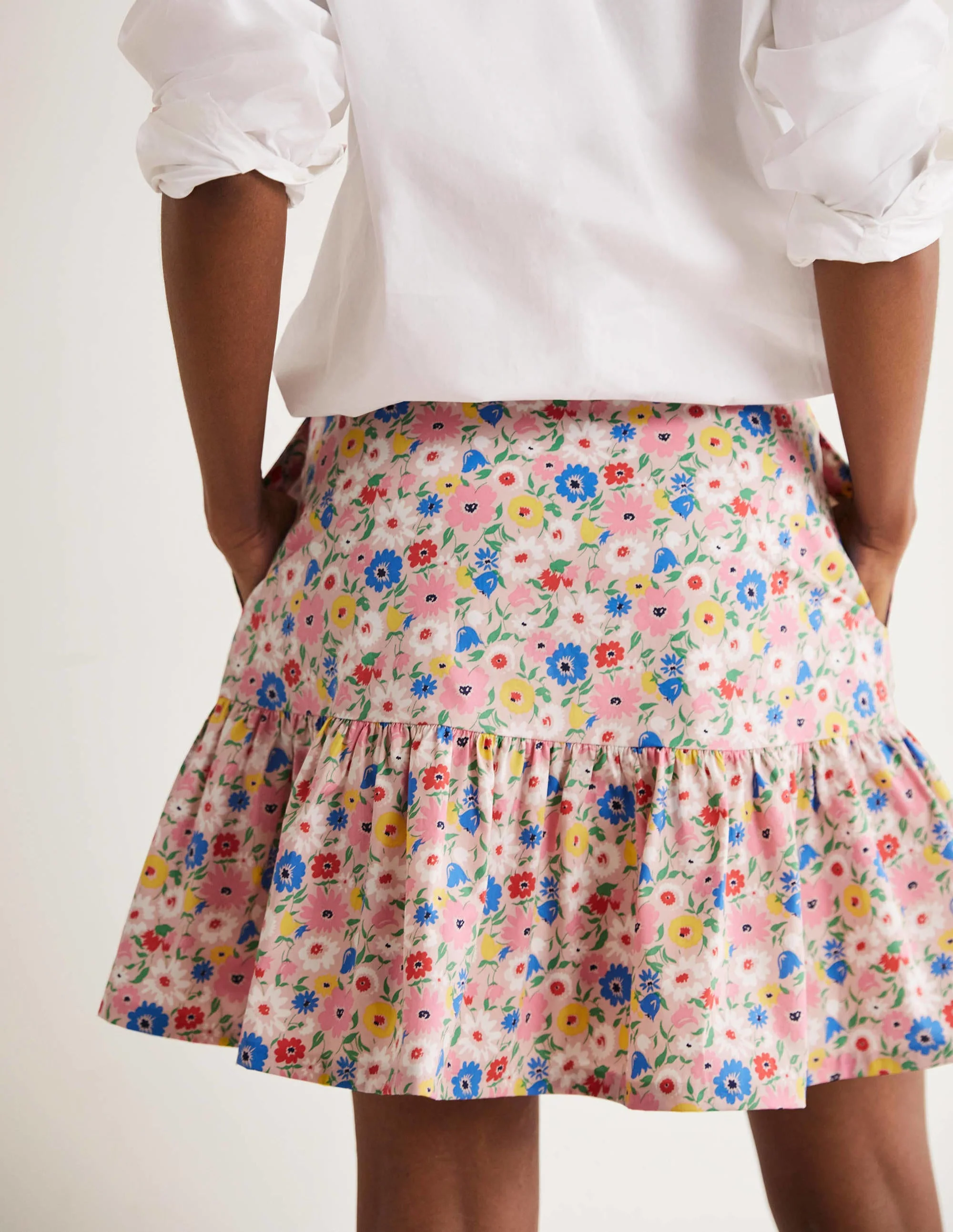 Tiered Poplin Mini Skirt-Milkshake, Elegant Bloom - Image 3