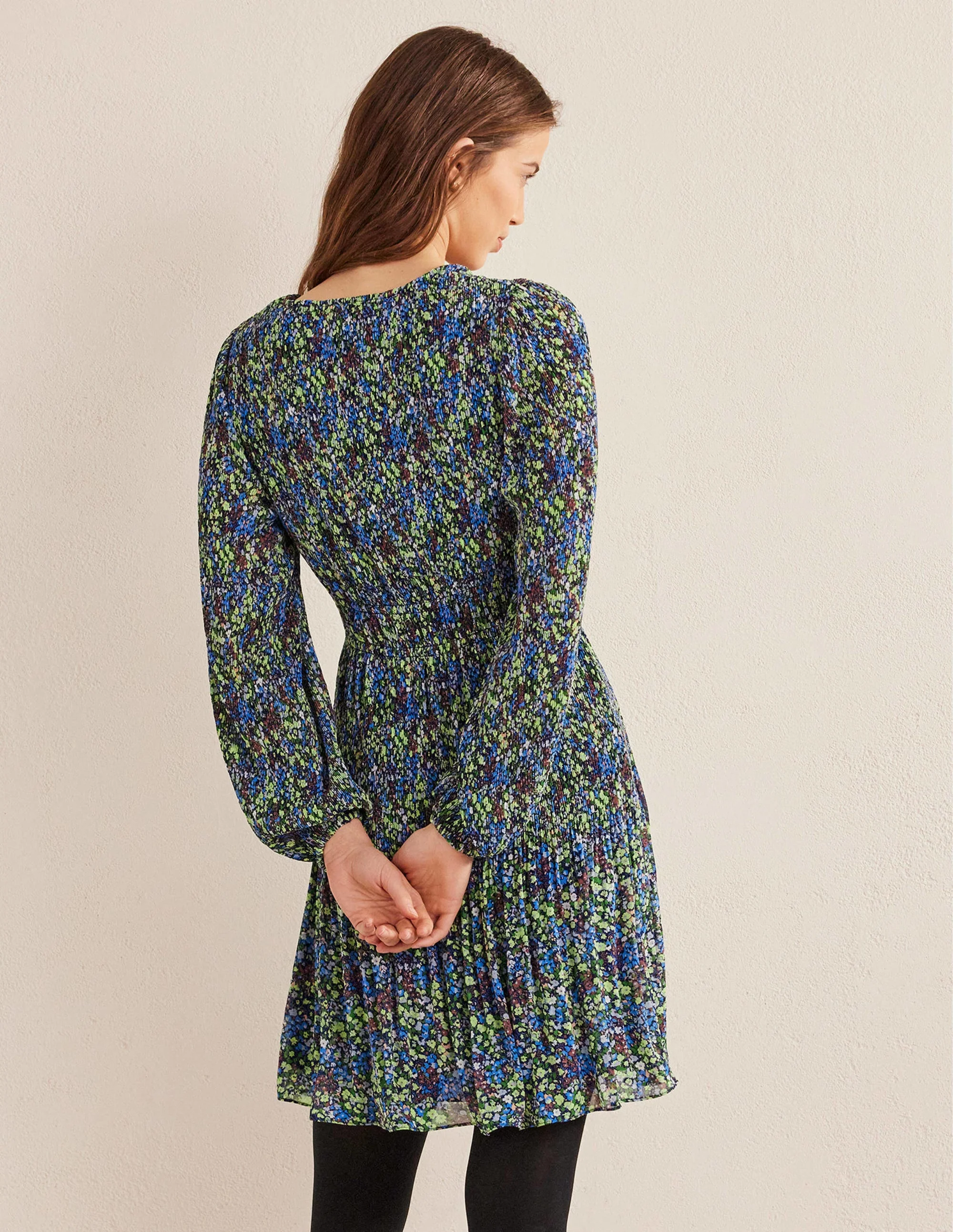 V-neck Plisse Mini Dress-Nebulas Blue, Gardenia Petal - Image 3