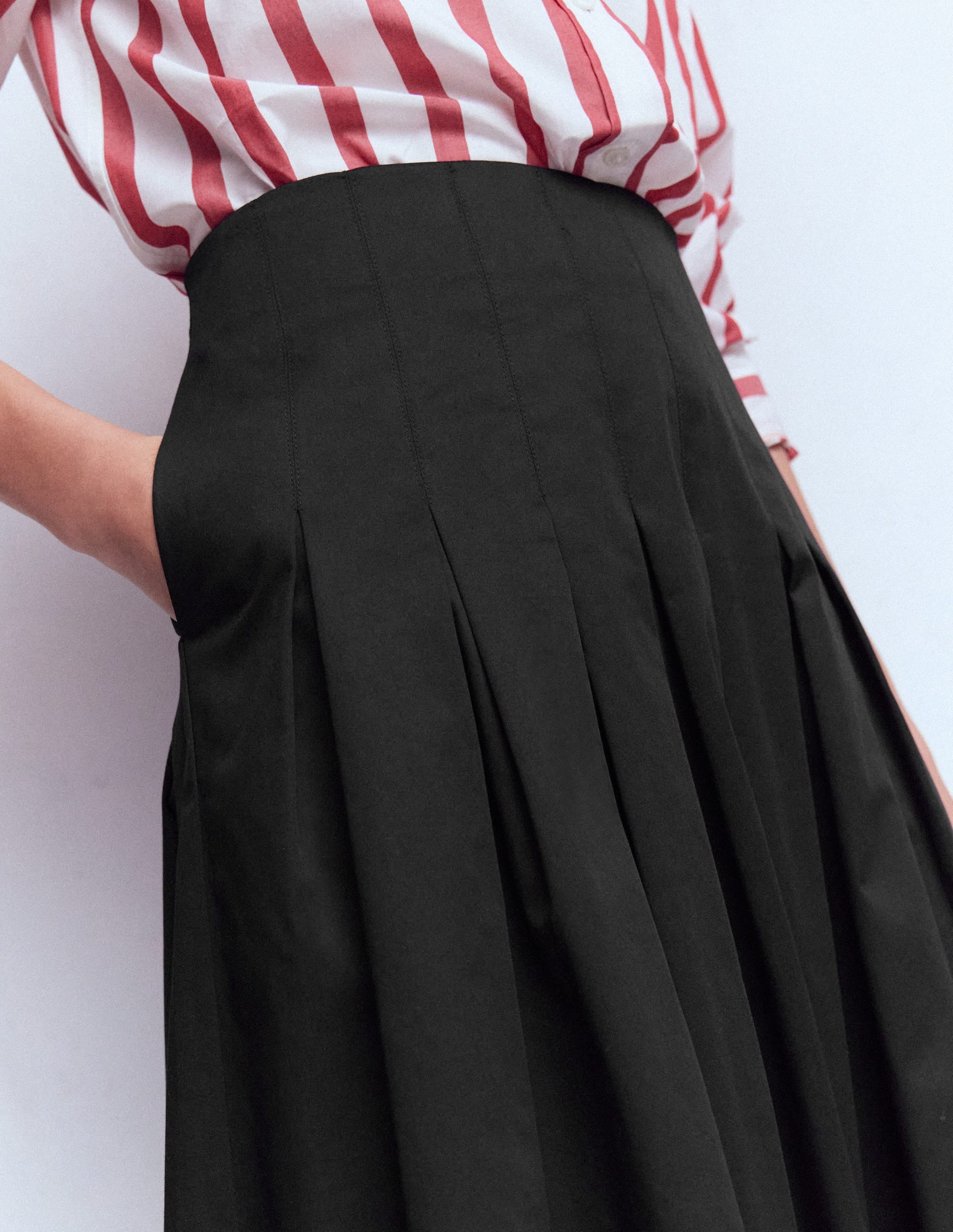 Valentina Sateen Skirt-Black - Image 2
