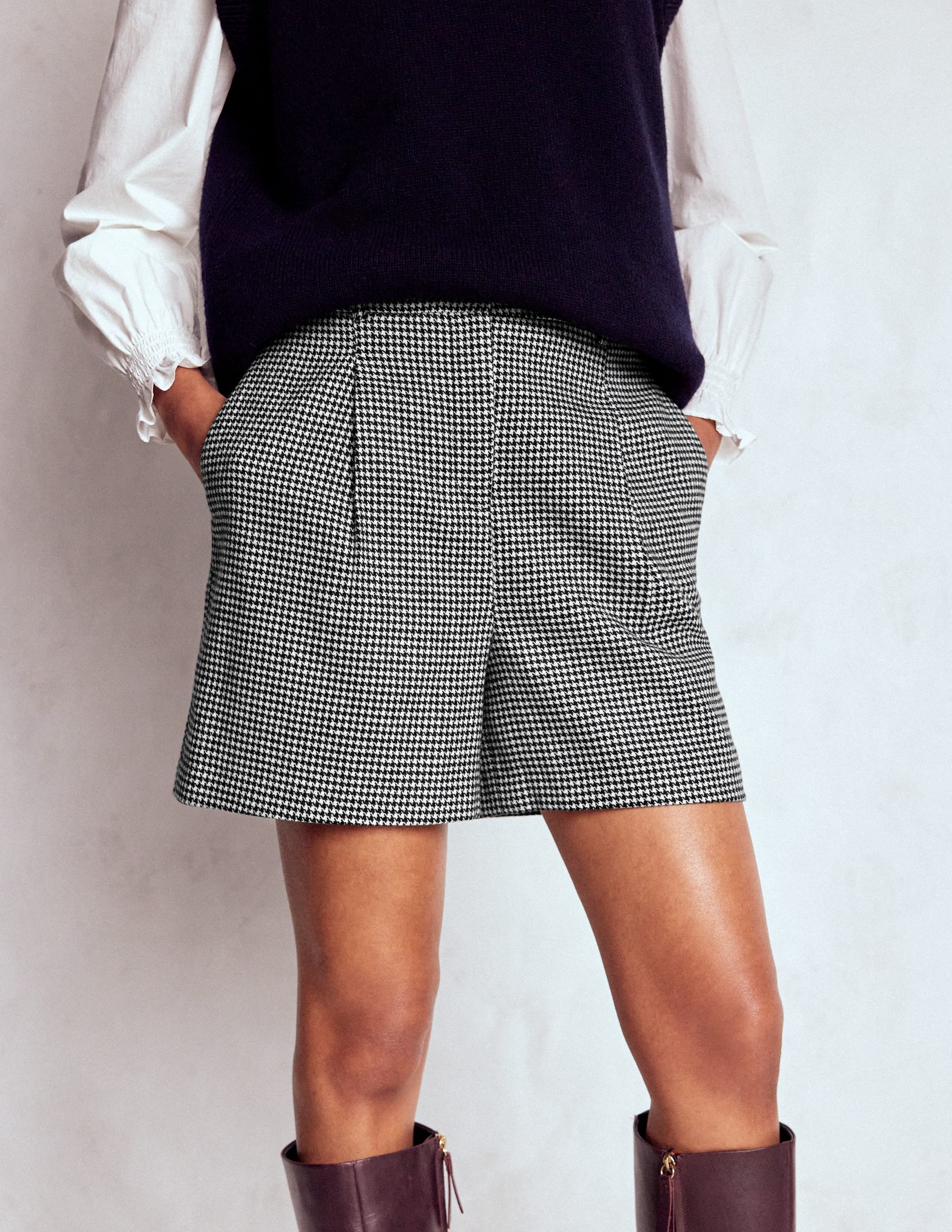 Wool Tailored Shorts-Black and Ivory Puppytooth - Image 5
